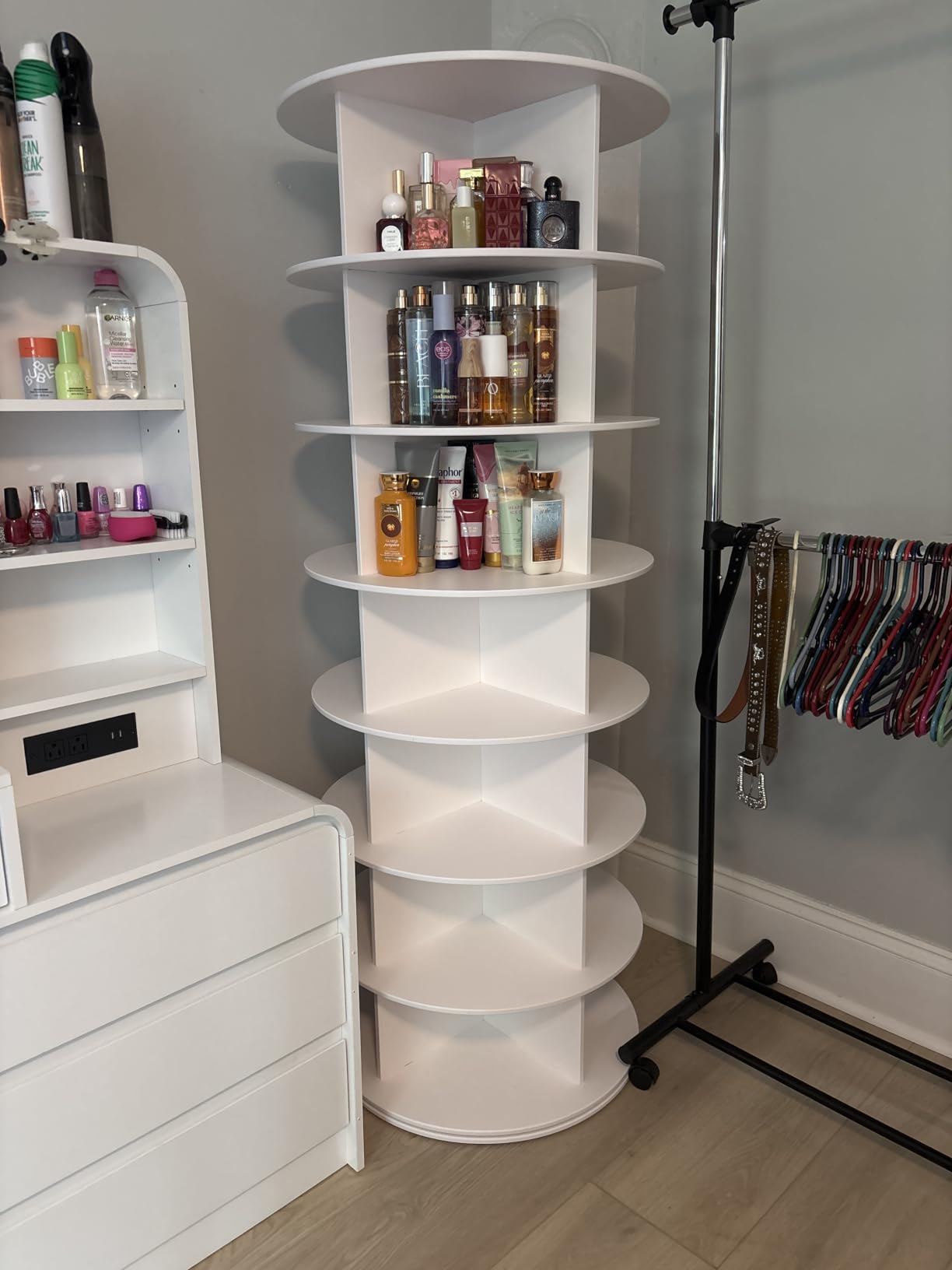 SpaceAid 7 Tier Rotating Shoe Rack Tower, Spinning Shoe Display Lazy Susan, Revolving 360 Shoe Rack Storage Round Carousel, Vertical Handbag Rotate Shoes Closet Organization (7-Tier White) customer photo 2