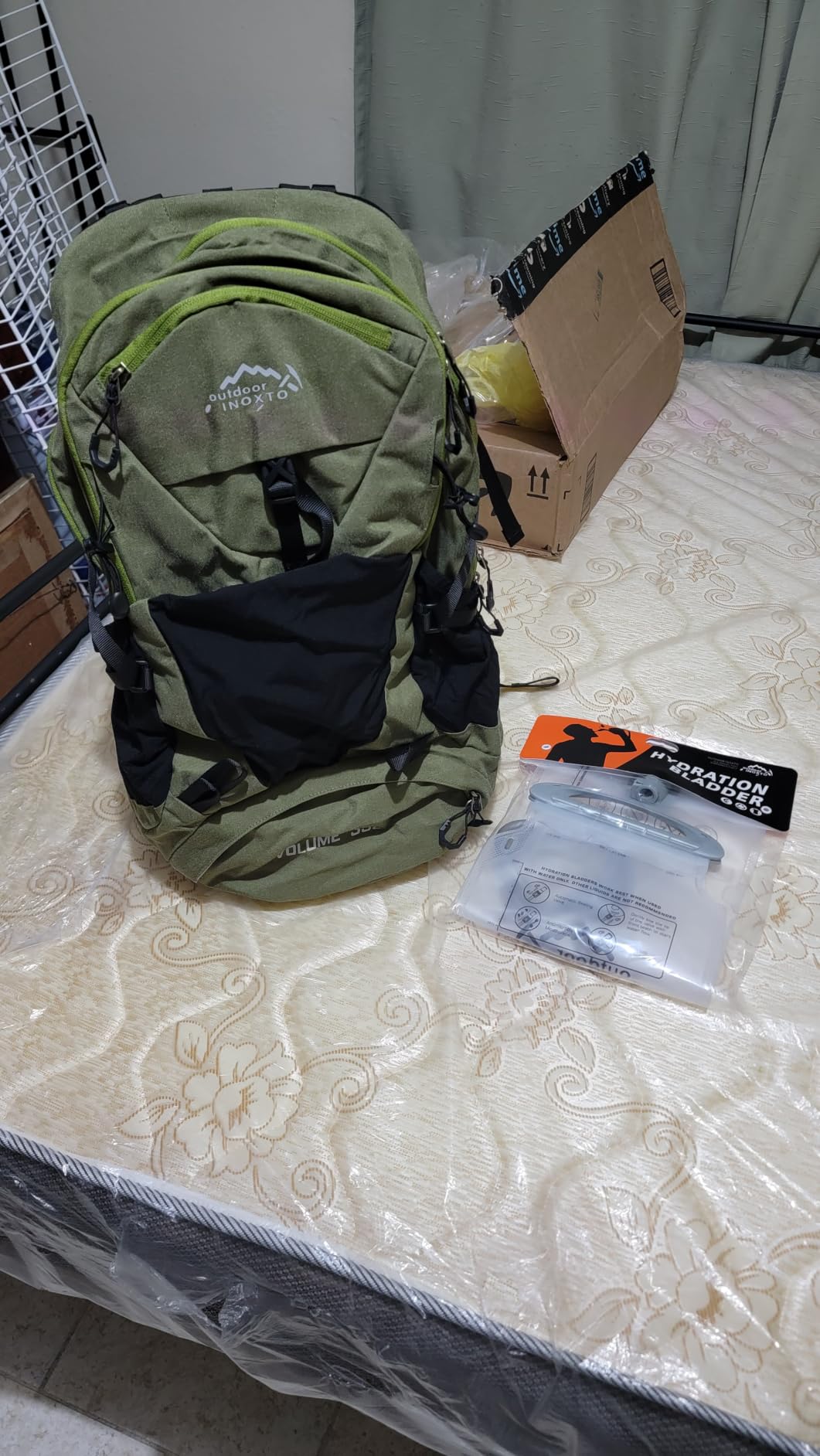 IX INOXTO Hiking Backpack, 26L/40L Waterproof Hiking Daypack with 3L Water Bladder and Rain Cover customer photo 1