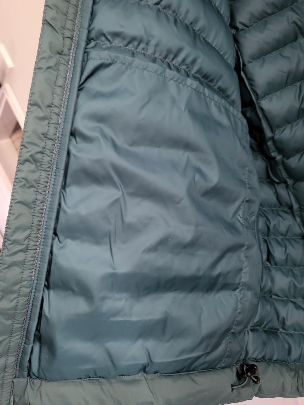 MARMOT Men's Echo Featherless Jacket - Lightweight Down Alternative Puffer Coat customer photo 1