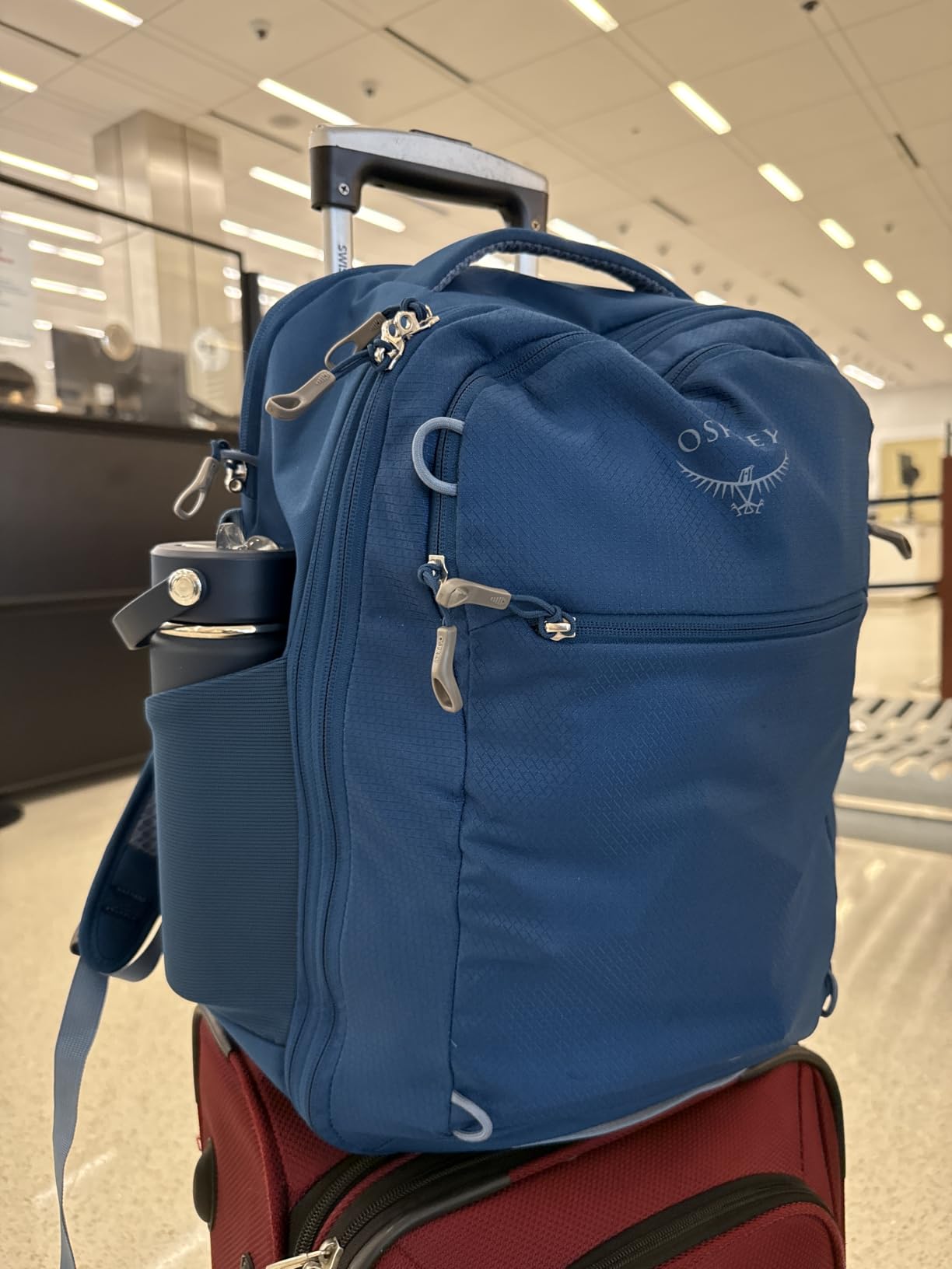 Osprey Daylite Expandable 26+6 Travel Pack, Yellow OS | travel backpack, carry on bag, laptop sleeve, personal item customer photo 2