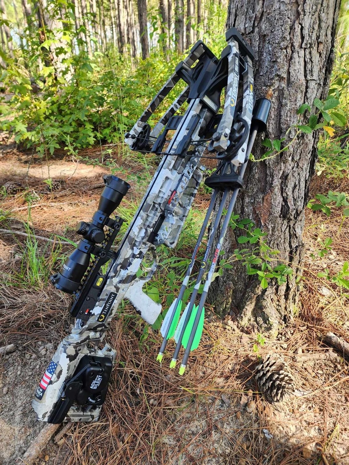 TenPoint Titan 400 Crossbow, Vektra - 400 FPS - Includes Pro-View 400 Scope, ACUdraw Silent Cocking Device & Three Pro Elite 400 Carbon Arrows customer photo 2