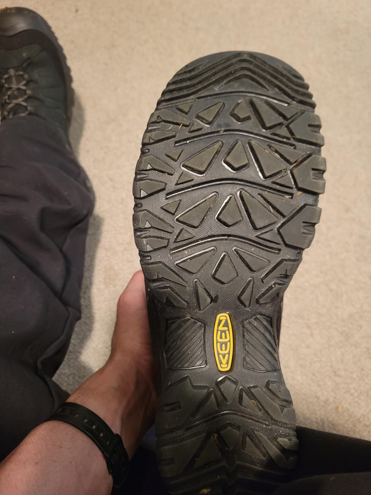 KEEN Men's Targhee 4 Mid Height Waterproof Hiking Boots customer photo 2