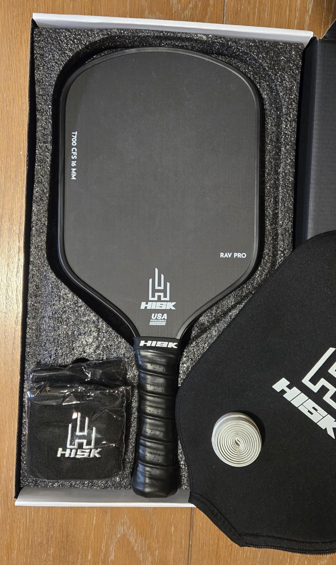 RAV PRO Pickleball Paddle - Ultimate HIGH END 16mm Japanese Toray T700 Raw Carbon Fiber CFS w/Excellent GRIT Roughness Texture, Aero Dynamic Curve, USAPA Approved, Non Slip Grip customer photo 2