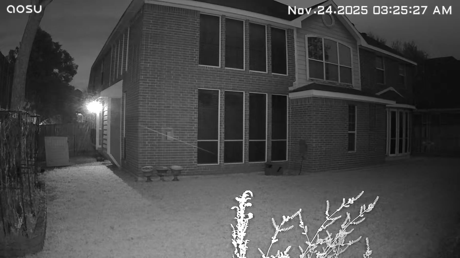 aosu D1 Classic 4-Cam Kit, Security Cameras Wireless Outdoor, Solar Powered | No Subscription Required, 32GB Built-in Storage, 360° Auto Tracking, 3MP Color Night Vision customer photo 1