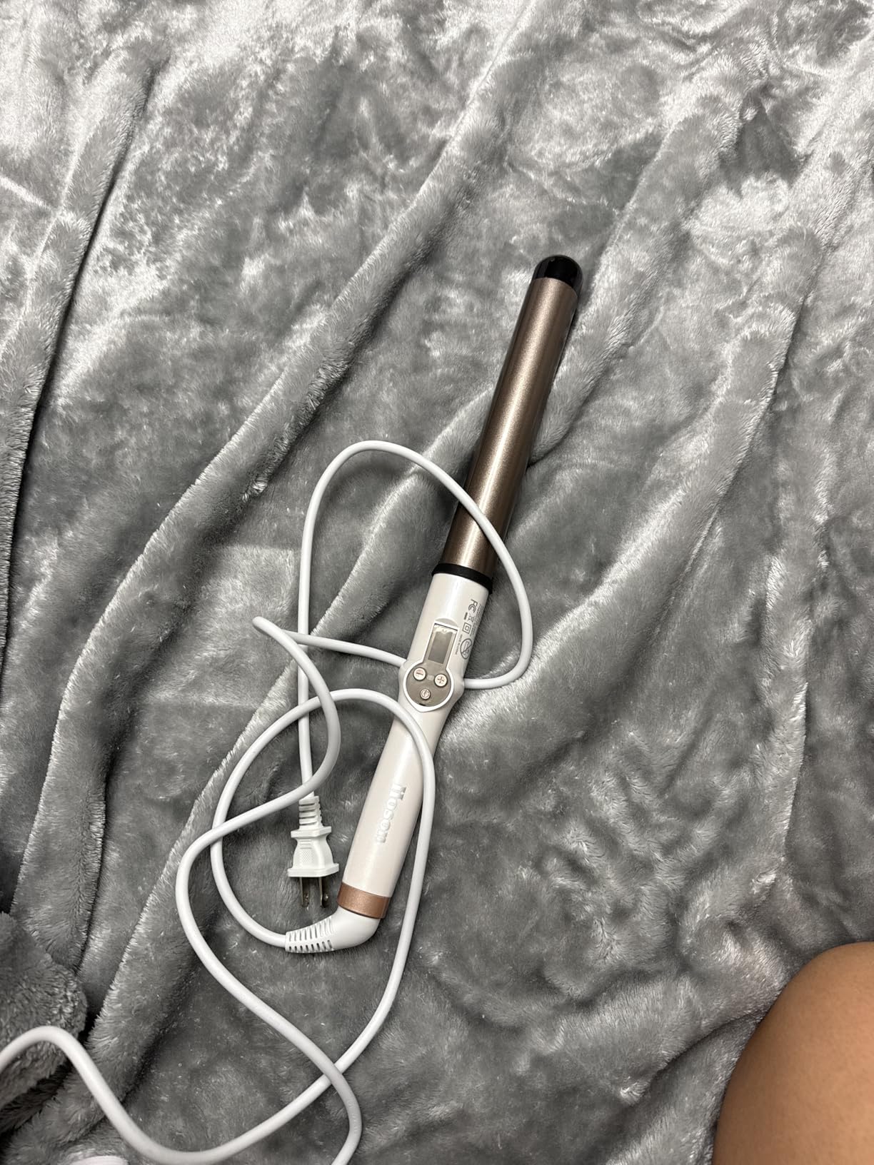 1 Inch Extra Long Barrel Curling Wand Ceramic for Long Hair No-Clamp | Professional Curling Iron Dual Voltage with 10 Adjustable Temperature, Glove Included customer photo 2