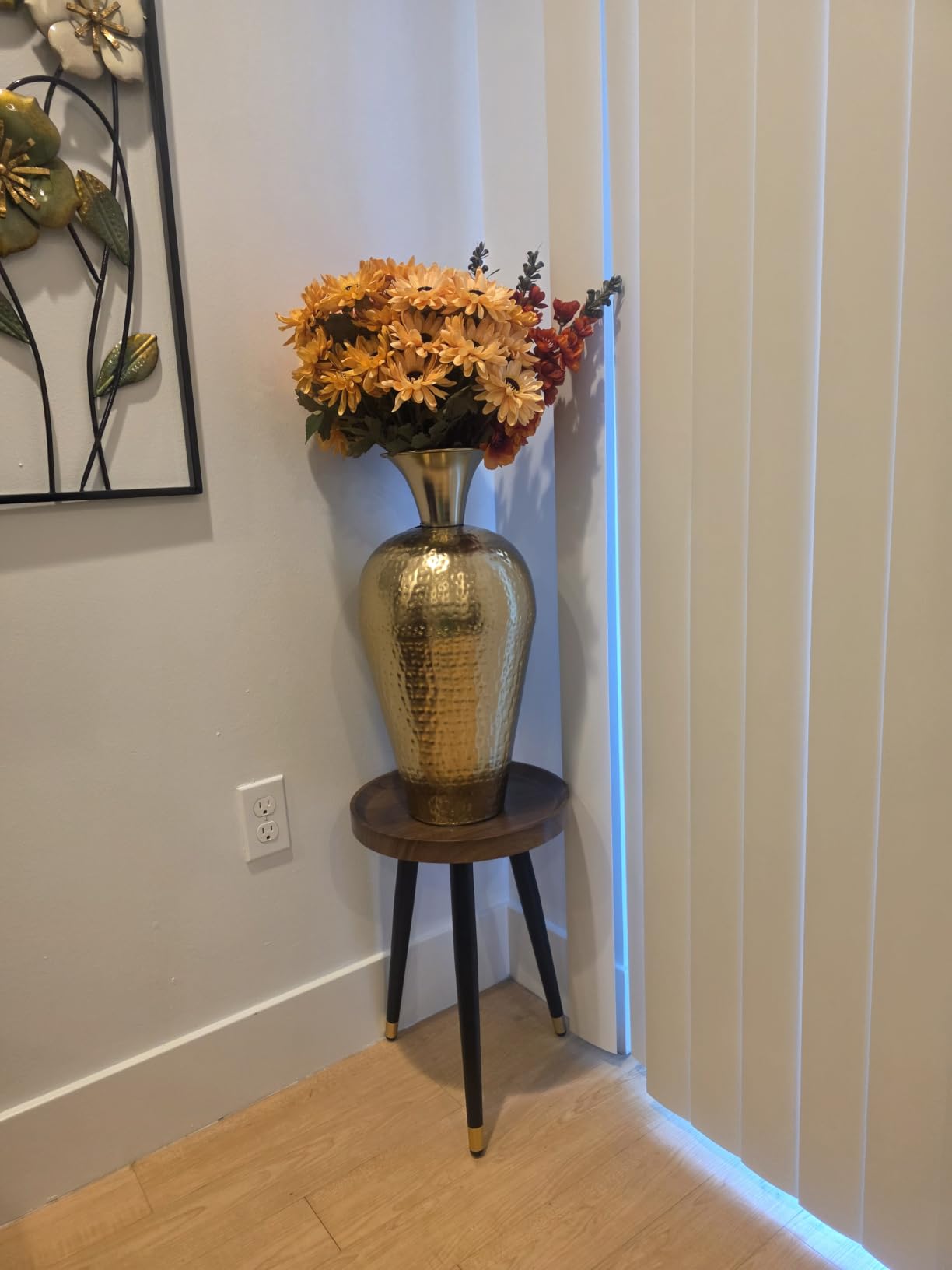 KGPLOME Plant Stand Indoor,Mid Century Walnut Wood Plant Table, Heavy Duty Metal Tall Flower Pot Stand,Modern Round Small Side End Table With Raised Design(12