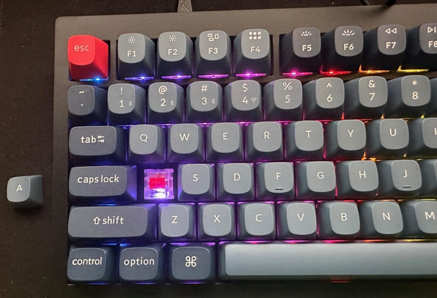Keychron V1 Max 75% RGB Custom Mechanical Keyboard, 2.4Ghz/Bluetooth 5.1/Wired QMK/VIA Programmable Macro, Hot-Swappable Gateron Jupiter Red Switch Gasket Mount for Mac Windows Linux customer photo 2