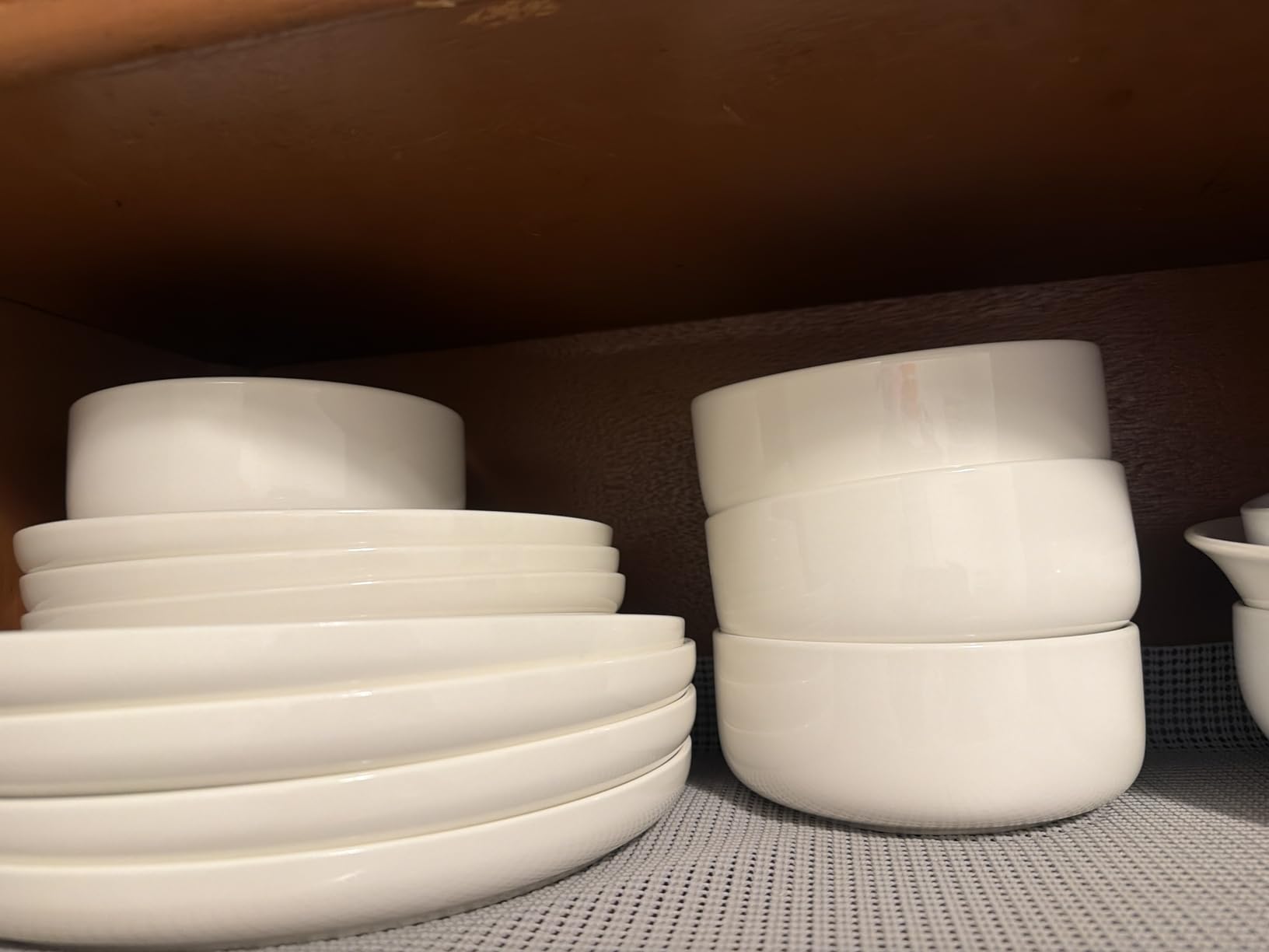 MALACASA 12 Pcs Porcelain Plates and Bowls Sets, Dinnerware Set for 4, White - Modern Ceramic Dishware Set, Kitchen Dining Ware, Microwave and Dishwasher Safe, Chip Resistant, Series LUNA customer photo 1