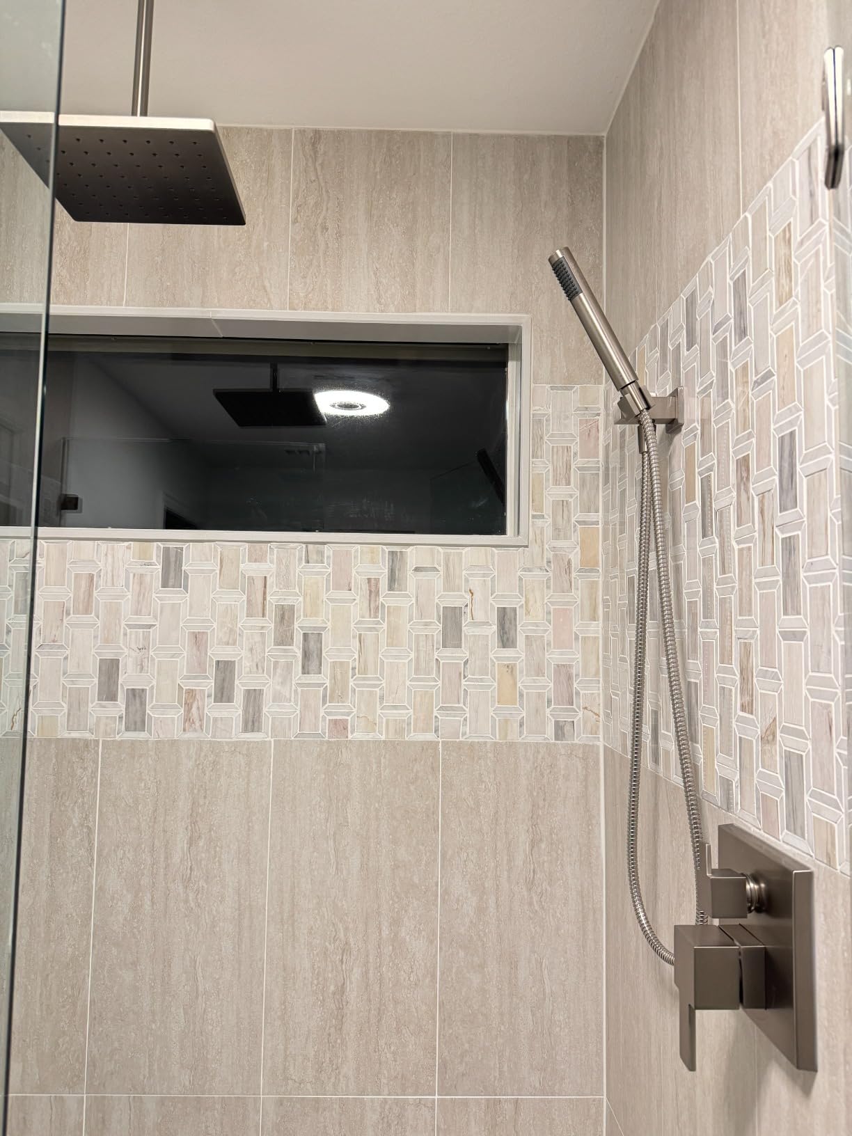 Delta Modern 14 Series Square Rain Shower System Faucet Set, Rainfall Brushed Nickel Shower Head and Handle Set, Valve Trim Kit, 10 Inch, Spotshield Stainless 342701-SP customer photo 2