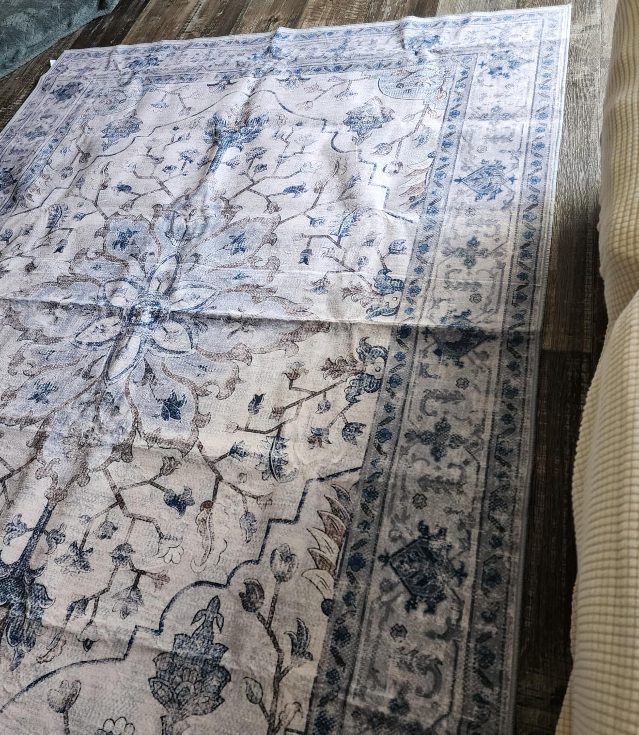 RELEANY Washable Area Rug, Large 9'x12', Brick/Brown/Green | Non-Slip, Water Repellent, Pet Friendly, Easy to Clean, Vintage Floral Boho Decor for Living Room Bedroom Dining Room customer photo 1