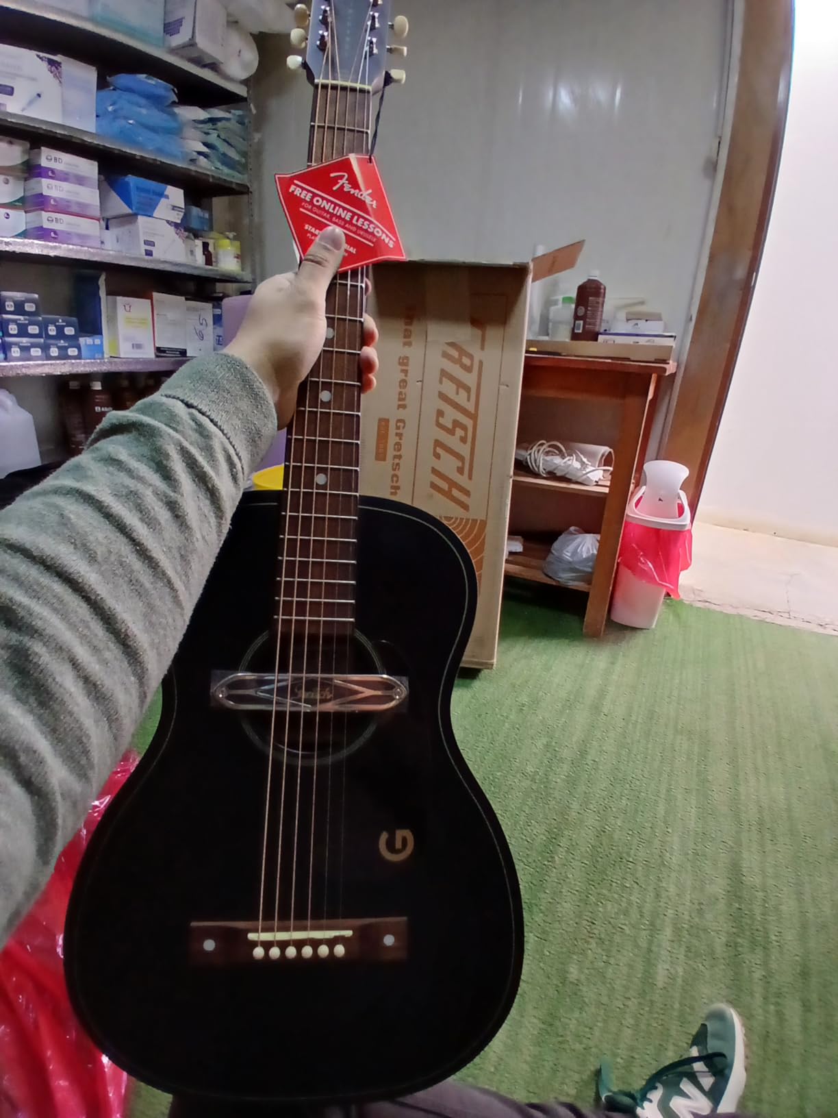 Gretsch Jim Dandy Deltoluxe Parlor Short Scale Acoustic-electric Guitar - Black Top customer photo 1