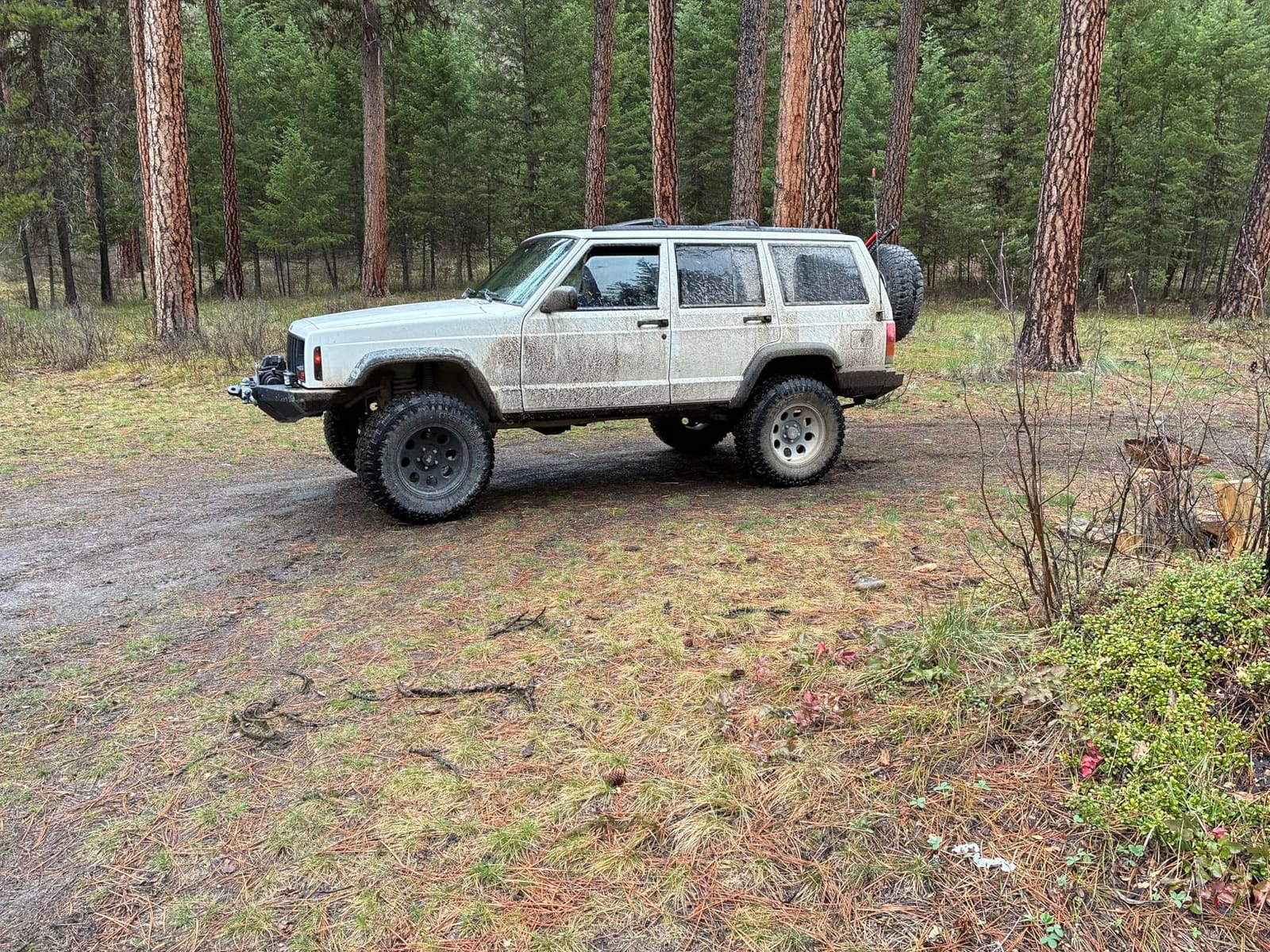 4 New Mudder Trucker Hang Over M/T Mud Tire 265/75R16 123/120Q LRE BSW customer photo 2