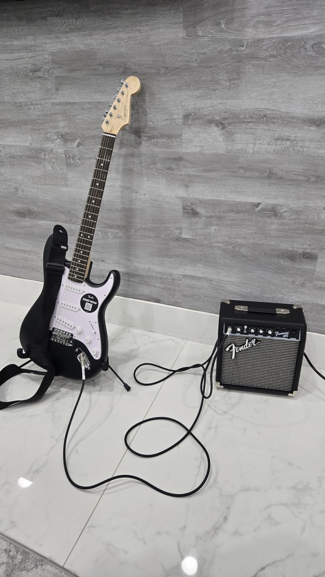 Fender Squier Debut Stratocaster Beginner Electric Guitar Kit, Matte Black | Complete starter pack with Frontman 10G amp, padded gig bag, strap, free lessons, 2-year warranty included customer photo 1