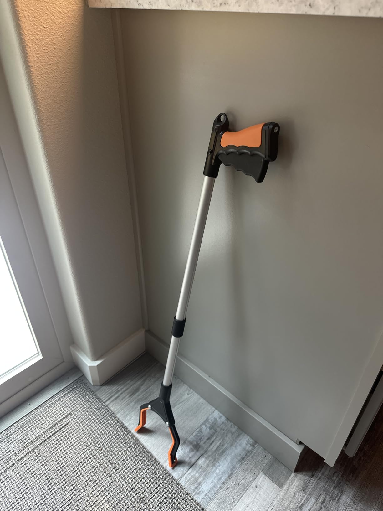 FitPlus 2025 Upgrade PowerGrip T9, Grabber Reacher Tool, Wide Jaw, Foldable, Steel Cable, with 96 Grip Points for Firm Grip, 32