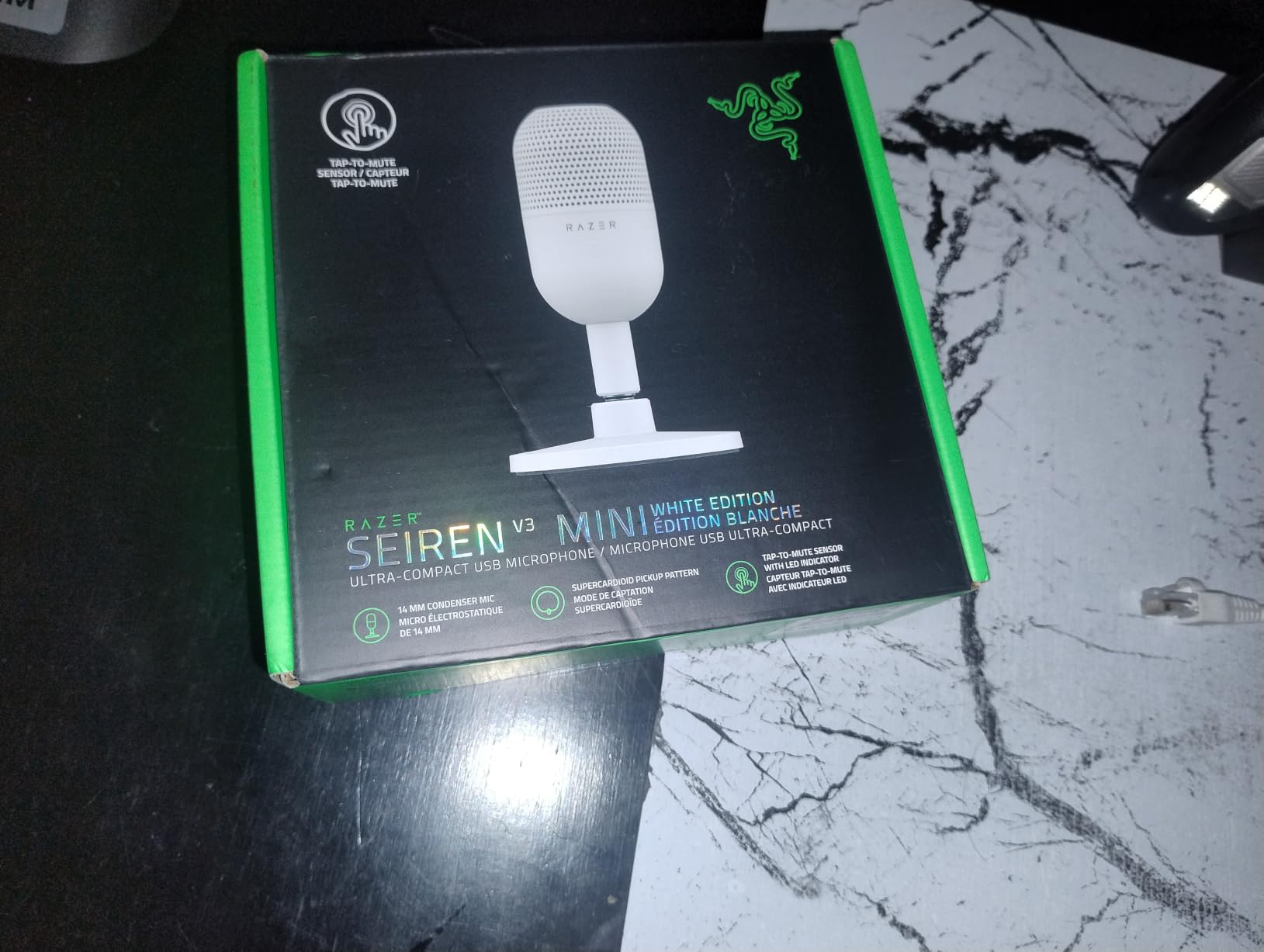 Razer Seiren V3 Mini USB Microphone, Supercardioid Condenser Mic | Tap-to-Mute Sensor with LED Indicator, Shock Absorber, Ultra Compact customer photo 2
