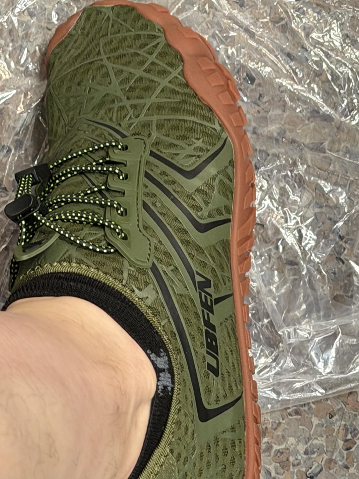 UBFEN Water Shoes for Men and Women Quick Dry Barefoot Hiking Swim Footwear customer photo 1