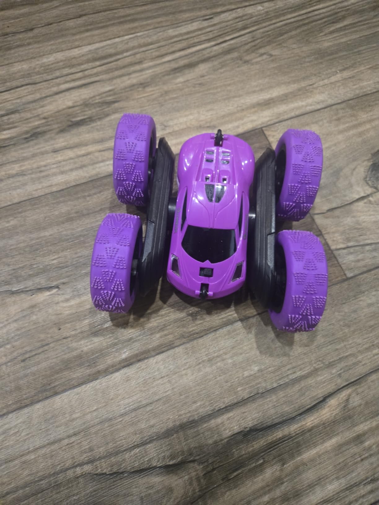 QUNREDA Remote Control Car, RC Cars Toys for Kids Ages 6-12, 4WD Stunt Car with LED Lights & 360° Flips, 2.4GHz, Upgraded USB-C Modular Batteries, 8-10 Year Old Boys Birthday Gift 1-Blue customer photo 1