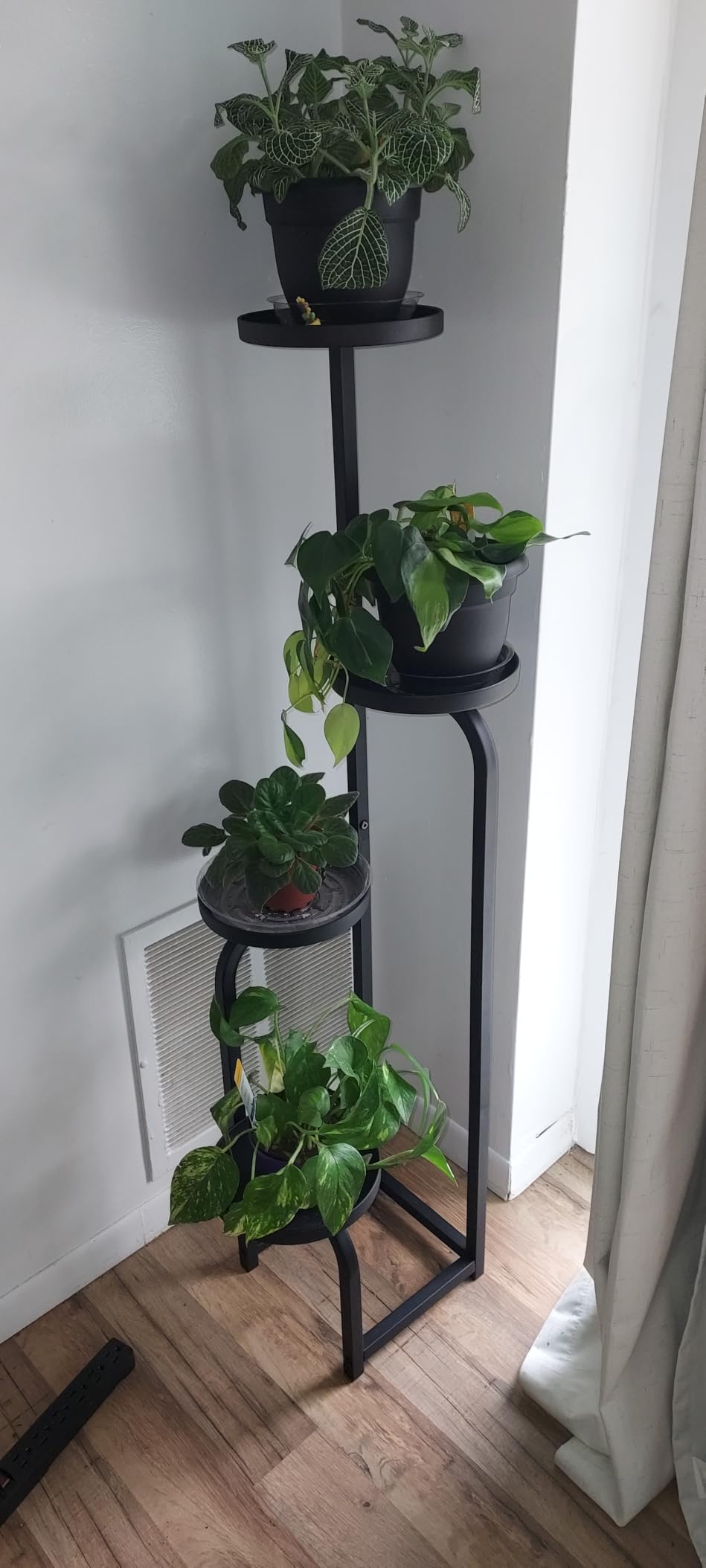 Bamworld Tall Plant Stand Indoor Outdoor Corner Metal Flower Pot Stands | 4 Tier Heavy Duty Plant Shelf for Multiple Plants Plant Table for Patio Garden Balcony Living Room Bedroom (Patent Design) customer photo 2