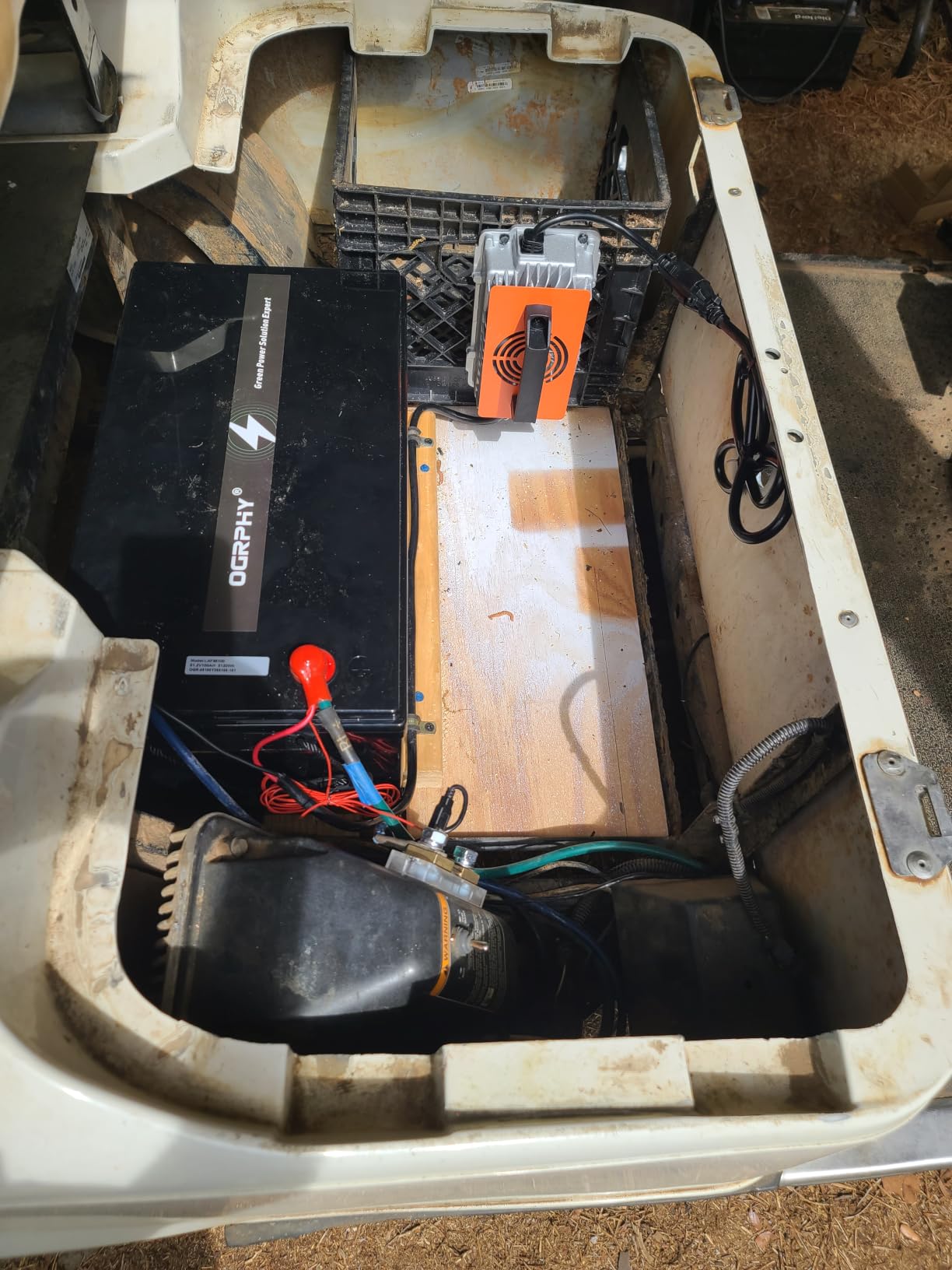 48V Lithium Golf Cart Battery Conversion Kit,with Touch Monitor and Charger,200A BMS(1000A Peak Current,10.24kW Output),4000+ Cycles 48V Lifepo4 Battery Perfect for Golf Carts,Trolling Motor(100AH) customer photo 1