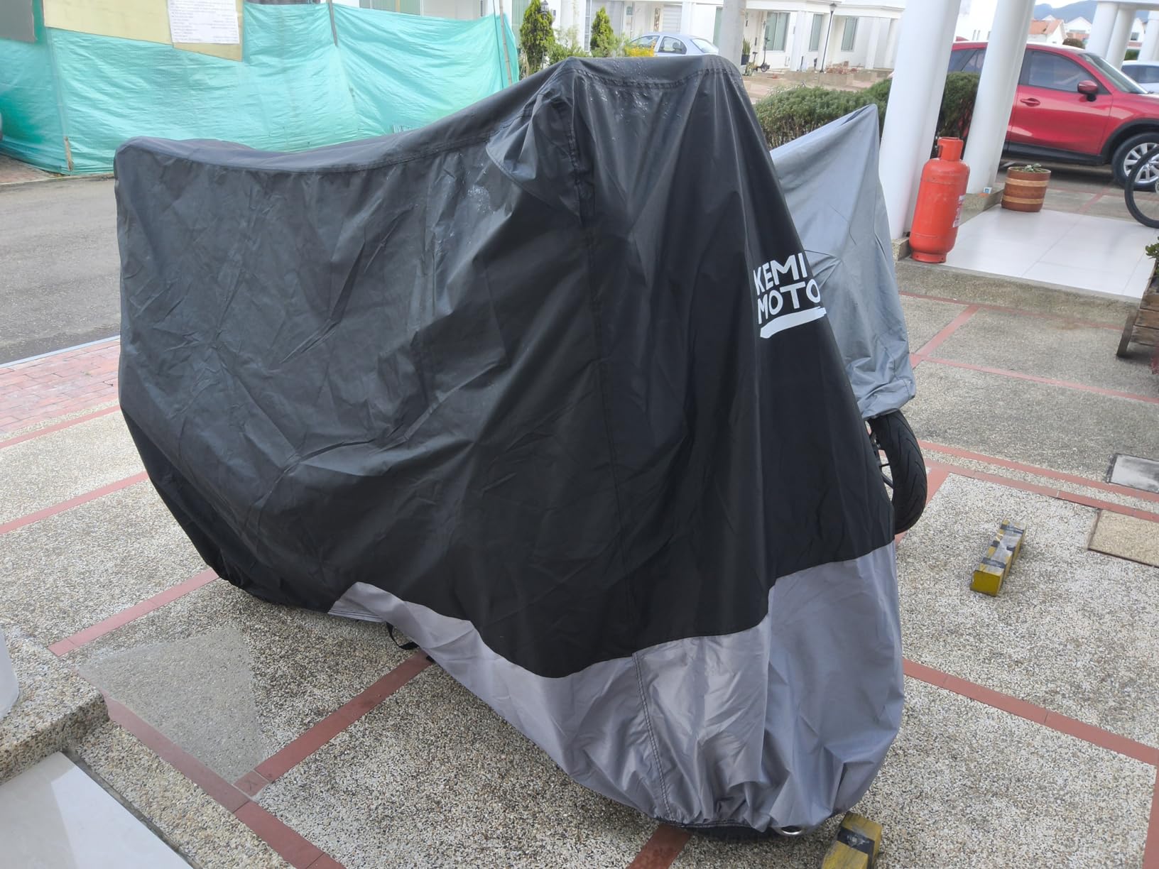 KEMIMOTO 420D Heavy Duty Waterproof Outdoor Motorcycle Cover Side Top Box | Fit Adventure Fit For R1250 GS Tenere 700 KLR 650 Africa Twin 1290 Super Adventure Transalp All Weather Windproof Buckle customer photo 1