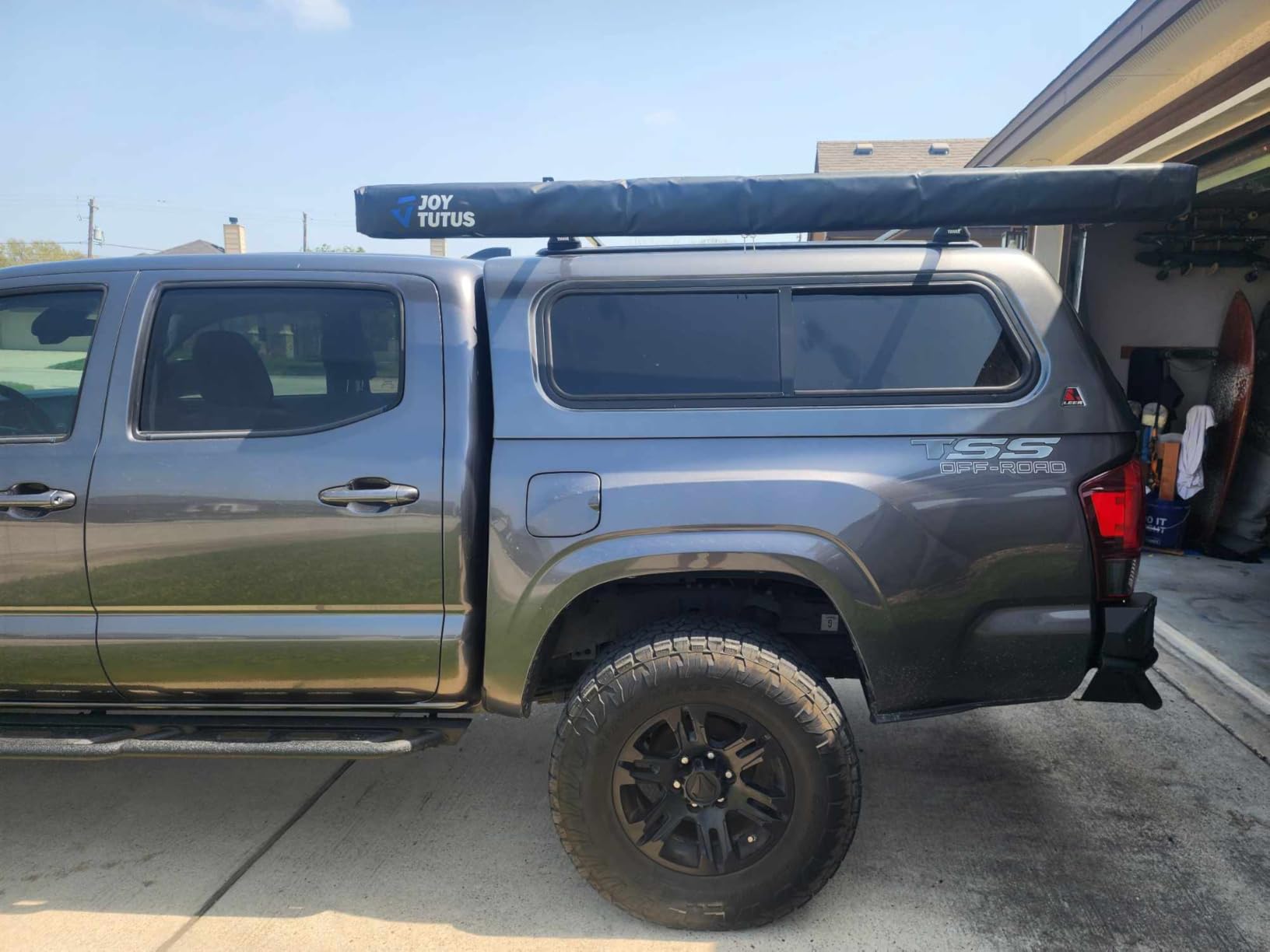 JOYTUTUS Vehicle Awning 6.6'x8.2' Roof Rack Pull-Out Sun Shade UV50+, Weatherproof 4x4 Side Sunshade for Camping, Car Awning with Adjustable Hardware, Quick Set-up, Compatible with SUV/Truck/Van/Jeep customer photo 2