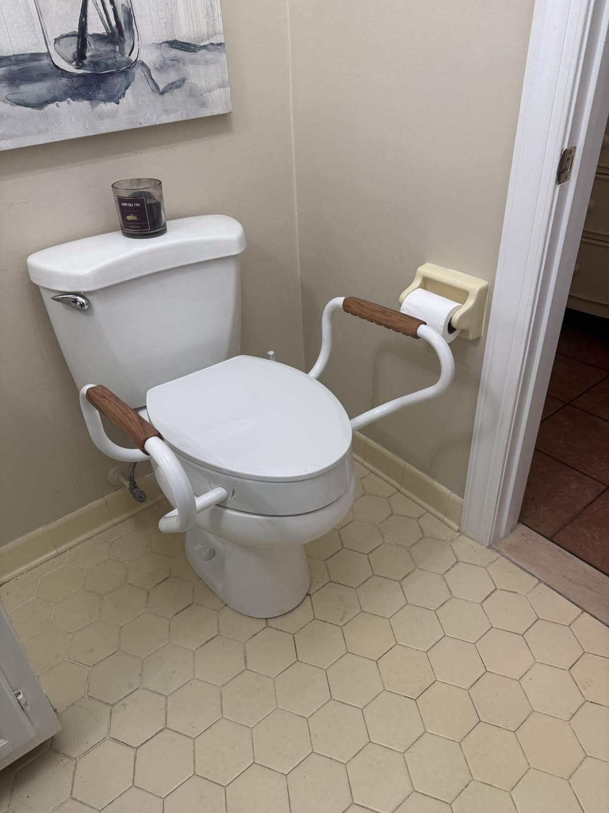 Lunderg Solva Raised Toilet Seat with Handles - Elongated - Adds 3 Inches | Easy to Install Toilet Seat Risers for Seniors - Elegant White Design customer photo 1