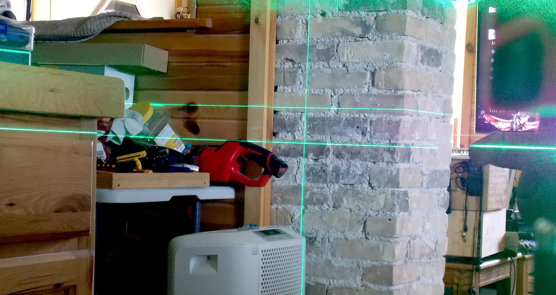 WEIDDW Laser Level 360° Green Cross Line Self Leveling Laser Measuring Tool customer photo 2
