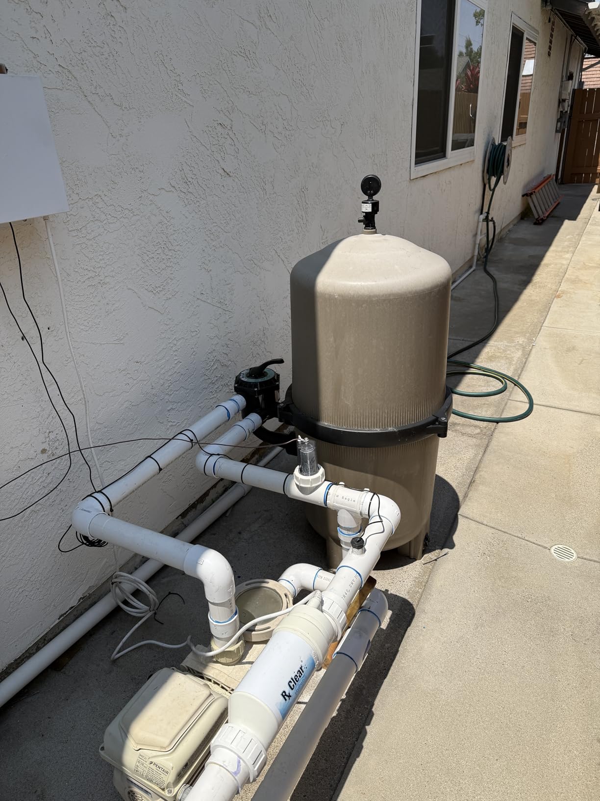 XtremepowerUS 60 Sq. Ft. DE Pool Filter In-Ground Swimming Pools & Spas, 120 GPM High Flow Diatomaceous Earth Filter System, Reinforced Tank, 2