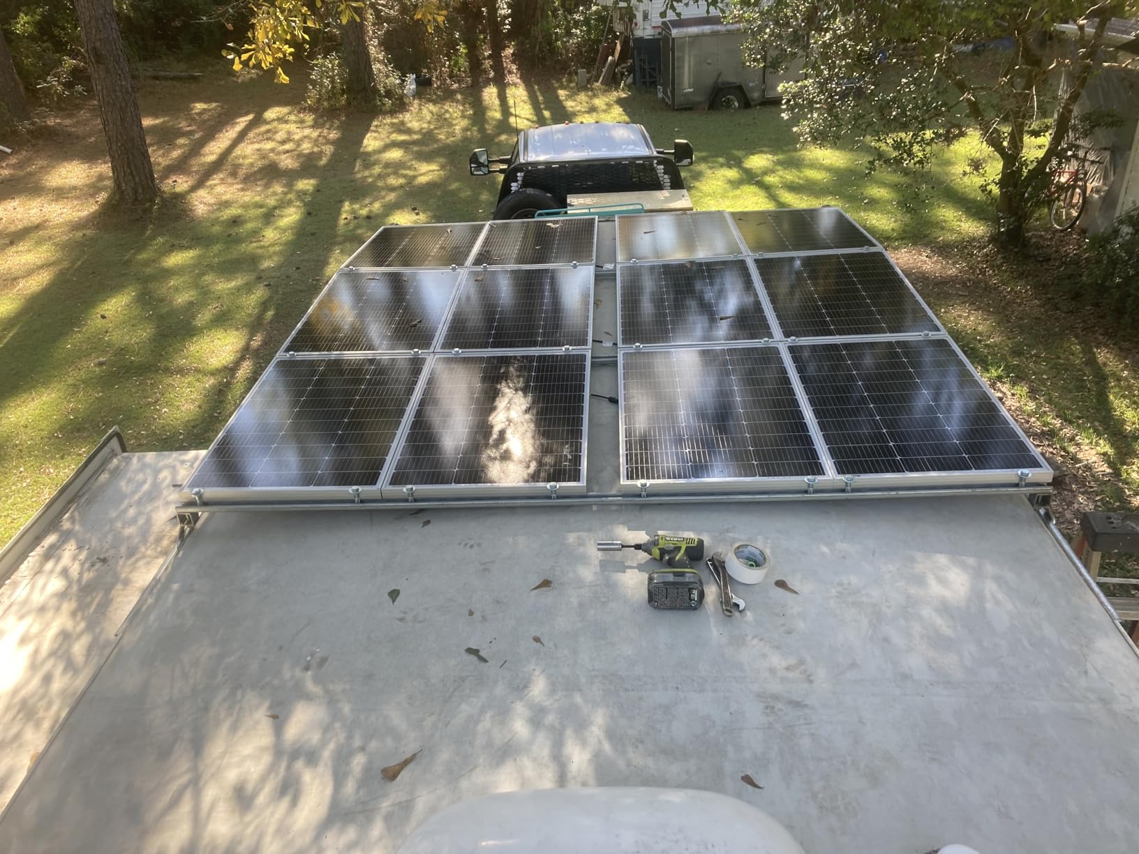 ECO-WORTHY 400W Solar Panels N-Type 4pcs 100 Watt 18V Monocrystalline | IP68 Waterproof, 16BB, Perfect for Off Grid PV Power for Home, Camping, Boat, Shed Farm, RV,12V/24V battery customer photo 1