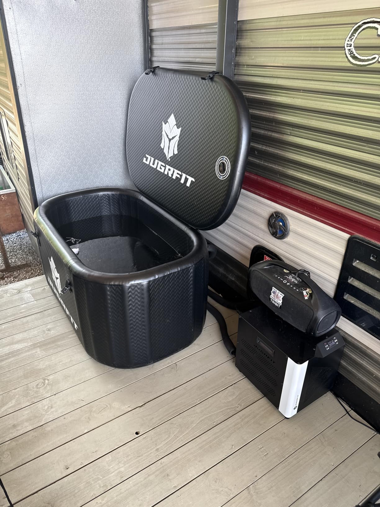 121-Gallon Luxury Pro-Grade Cold Plunge Tub with 1050W Water Chiller - Ice-Free At-Home Recovery, Built-In Filtration, Weatherproof & Durable customer photo 1
