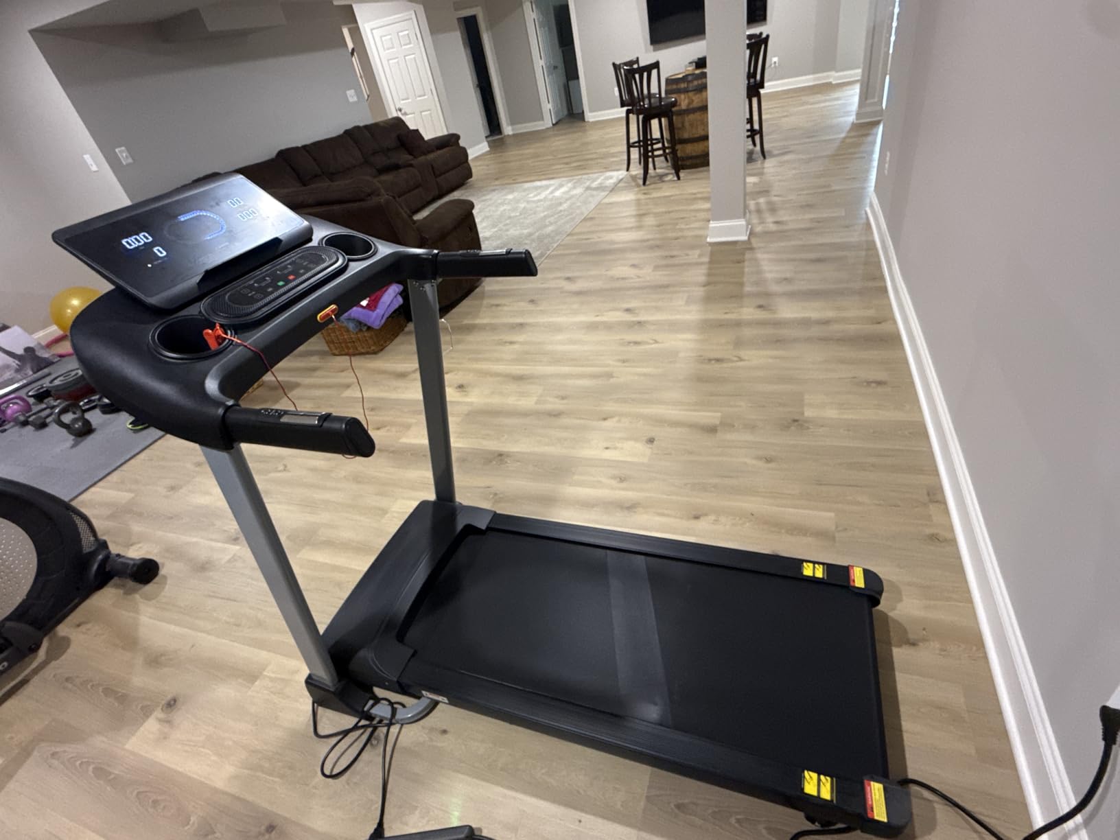 Incline Treadmills for Home, Treadmill with 18% Auto Incline, Heavy Duty 400LBS Capacity, Running Machine with 18.90