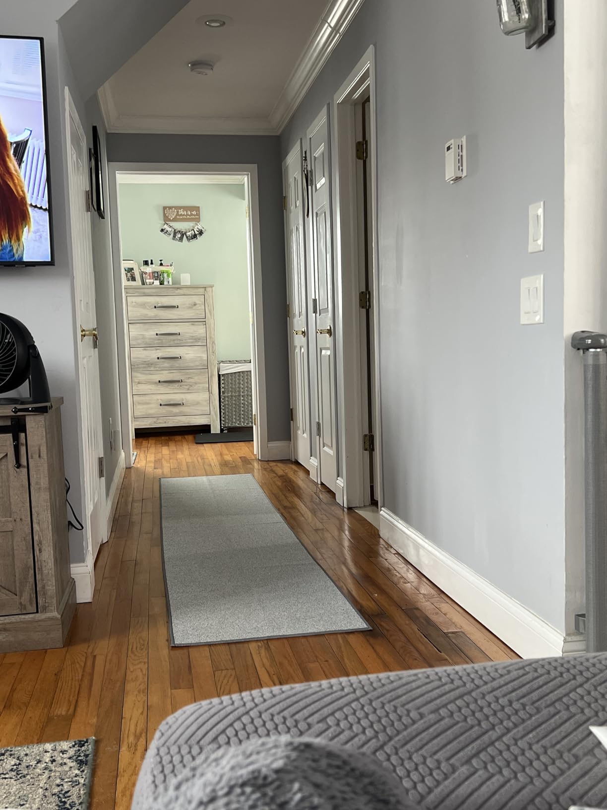 AREDO Runner Rug with Non Slip Rubber Backing, Washable Soft Floor Carpet for Kitchen, Hallway, Entryway Indoor, Bedroom, Laundry, Low Pile Area Rugs, Solid color with Pointillism style, 2*6 ft BLACK customer photo 2