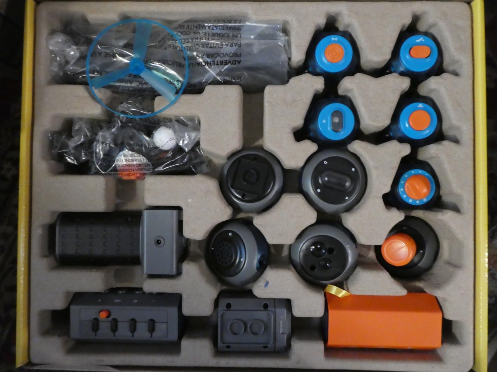 National Geographic Circuit Kit for Kids with 120 Electrical Projects | Electronics Kit, Circuit Board Building, Electricity Experiments, Electrical Projects, STEM Toy, Birthday Gift customer photo 1