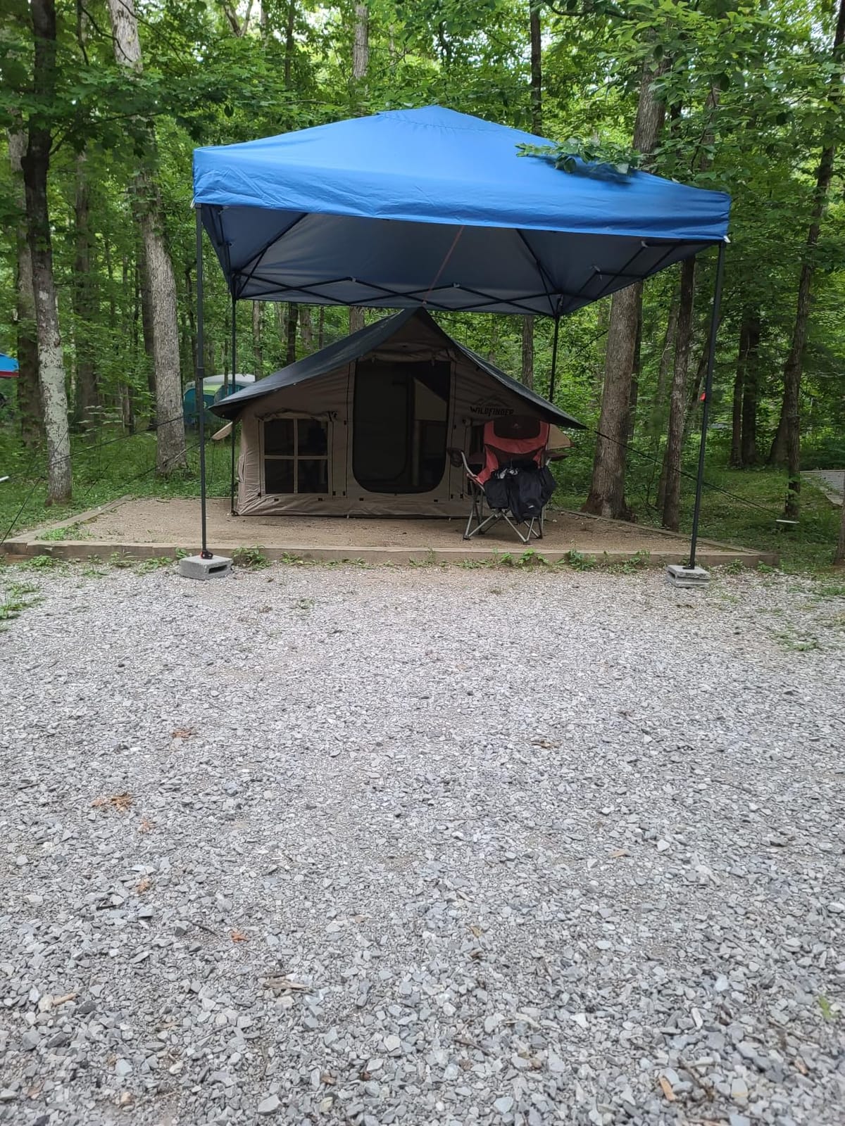 CROWN SHADES 10x10 Pop Up Canopy Tent, Outdoor Canopy, White | Patented CENTERLOK One Push Instant, Outdoor Canopy with STO-N-GO Bag, 8 Stakes & 4 Sand Bags, Waterproof, Vented, Beach, Camping customer photo 1