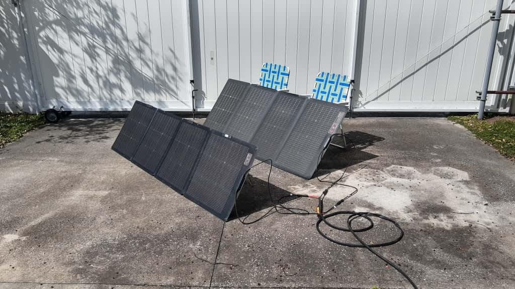 EF ECOFLOW 220 Watt Portable Solar Panel, IP68 Waterproof | 25% High Conversion Efficiency N-Type Solar Cell, NextGen Foldable Solar Panel with Adjustable Kickstand for Camping RV customer photo 1