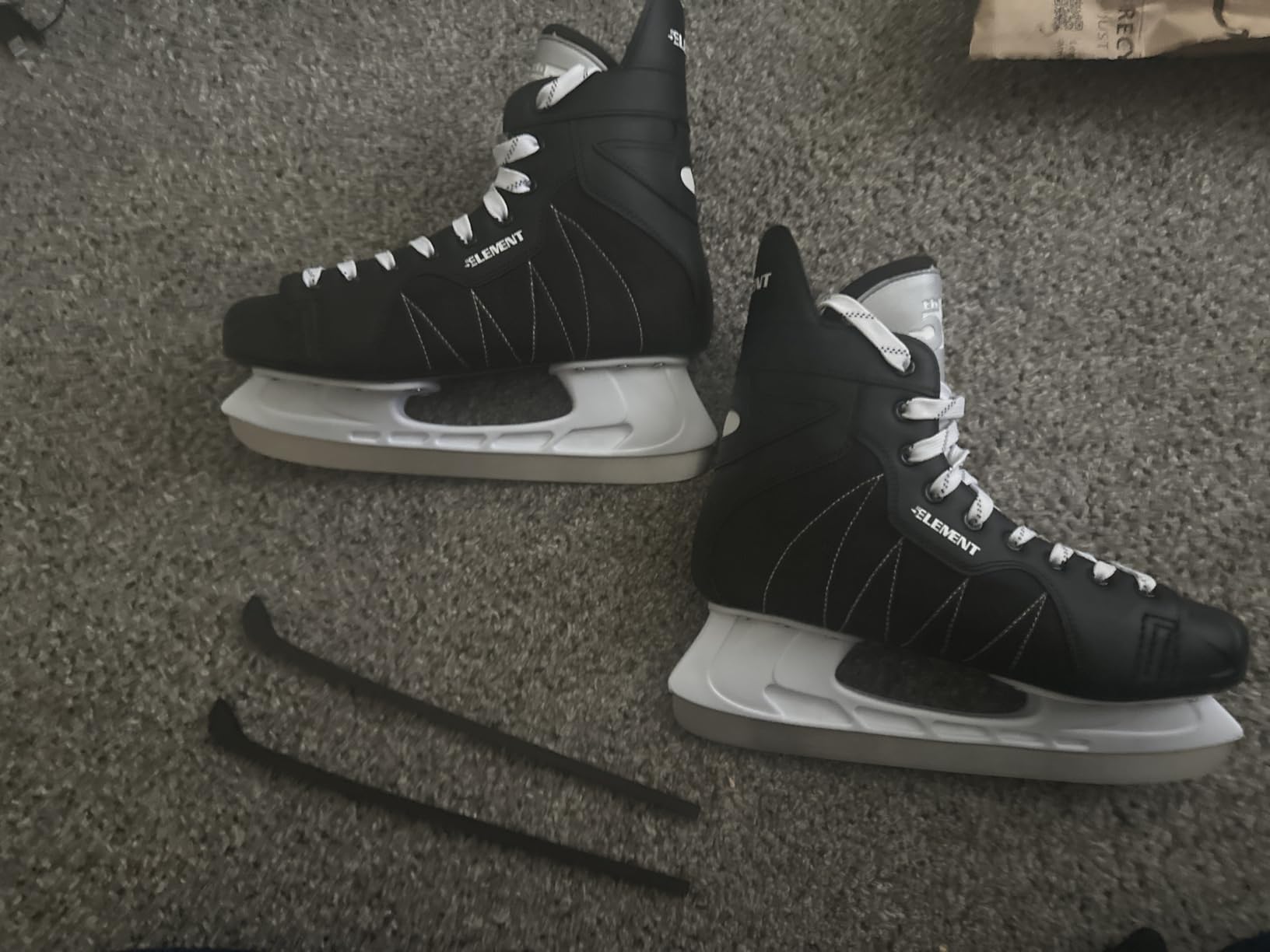 5th Element Stealth Men's Recreational Ice Hockey Skates - True-to-Size customer photo 1