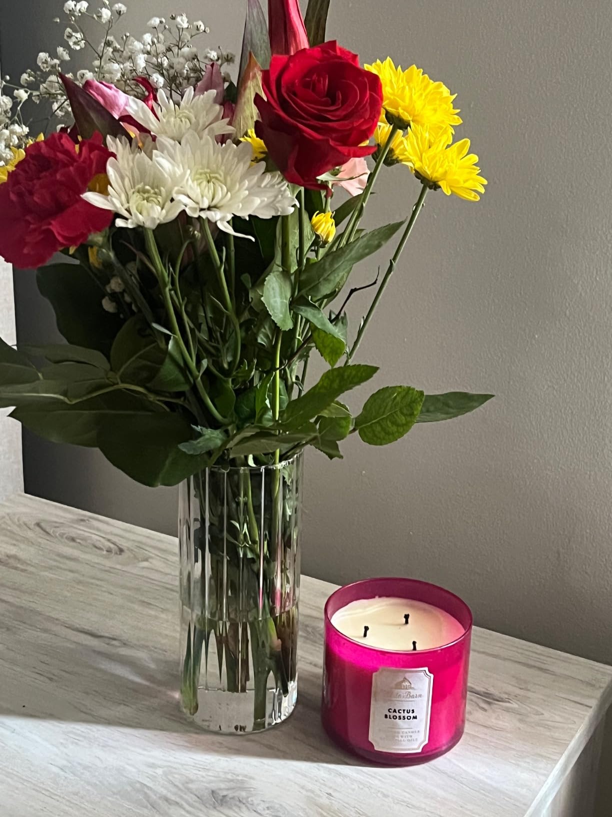 ComSaf Glass Cylinder Vase 8 Inch Tall, Clear Ribbed Decor for Centerpieces | Decorative Flower Vase, Hurricane Floating Candle Holder customer photo 1