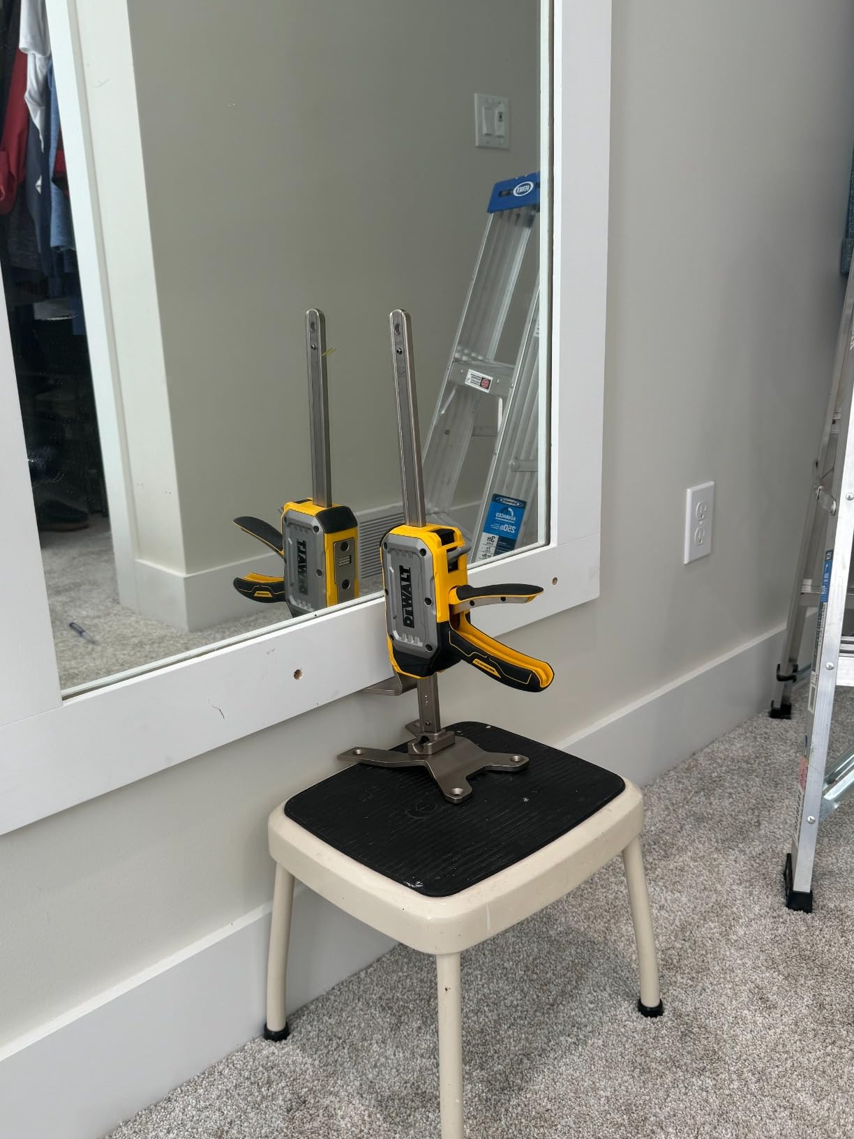 Dewalt DWHT83550 TOUGHSERIES Construction Jack customer photo 2