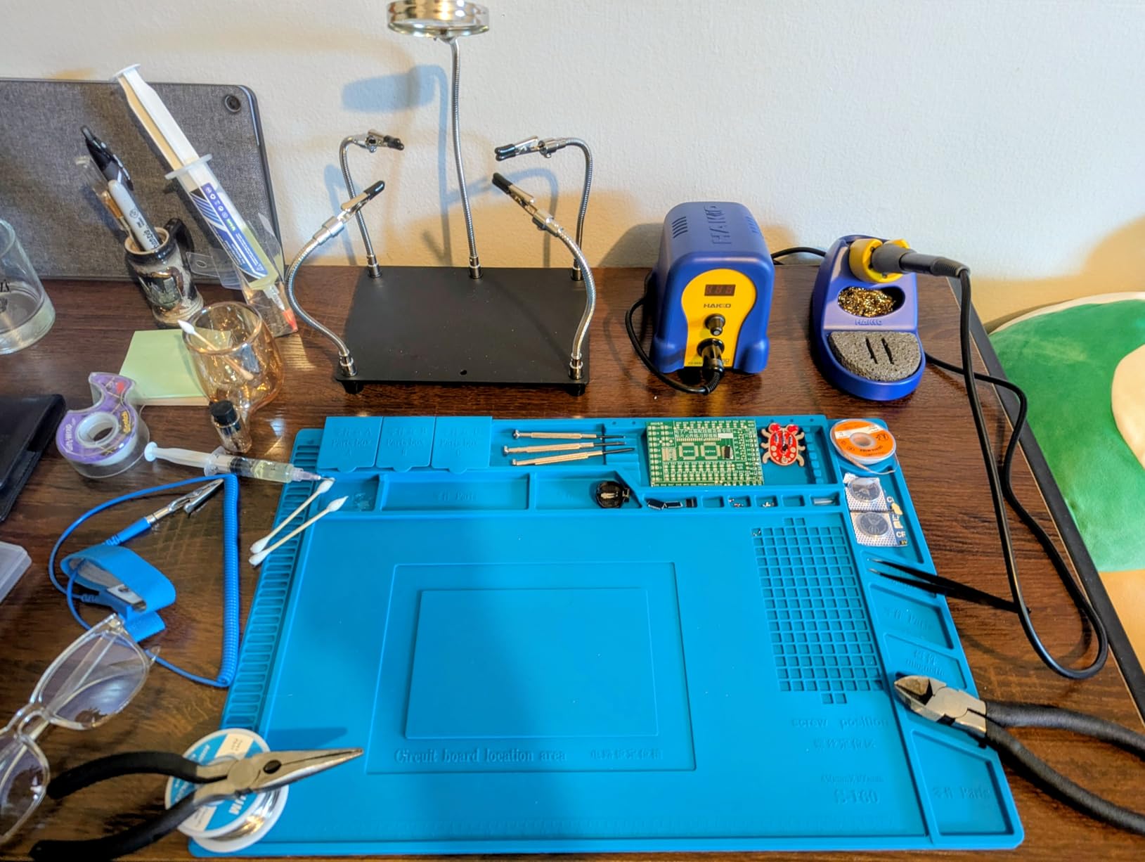 Hakko FX888DX-010BY - Digital Soldering Station with Rotary Encoder (Blue/Yellow Housing) customer photo 2