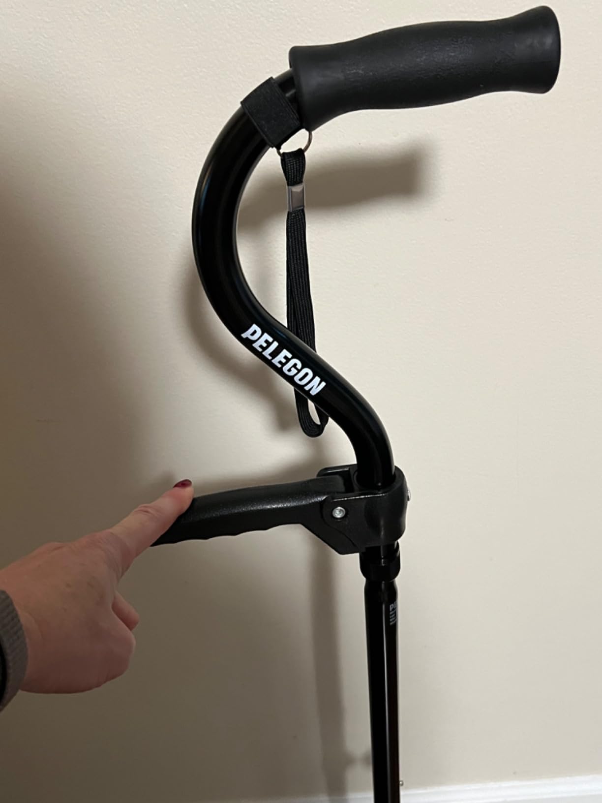PELEGON Quad Cane (300LB) - Adjustable Walking Cane with A Large 4 Pronged Base for Extra Balance & Stability, Walking Canes for Seniors, Walking Cane for Men & Women, Walking Sticks customer photo 2
