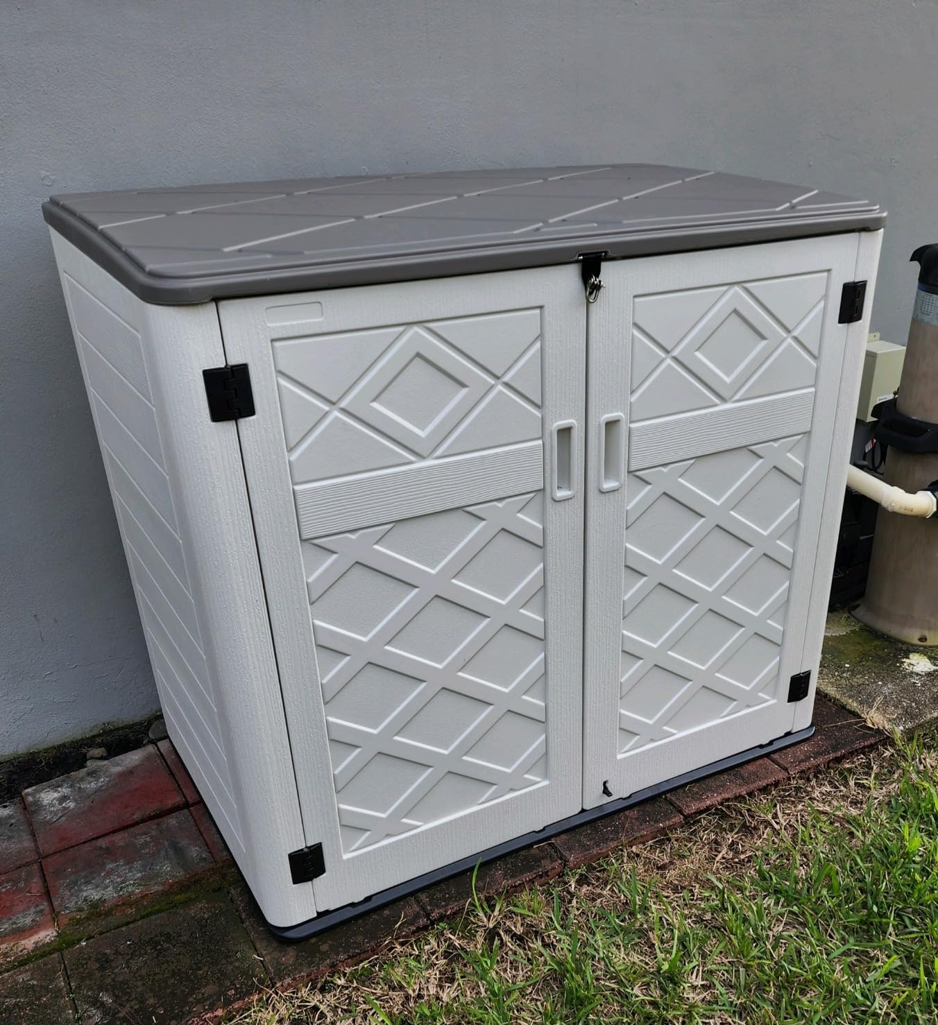 KINYING Larger Outdoor Storage Shed Weather Resistance, Resin Sheds & Outdoor Storage for Garden, Patios, Backyards, 48 Cu.Ft Tool Shed for Garbage Cans, Lawn Mower, Garden Tools,Black customer photo 2