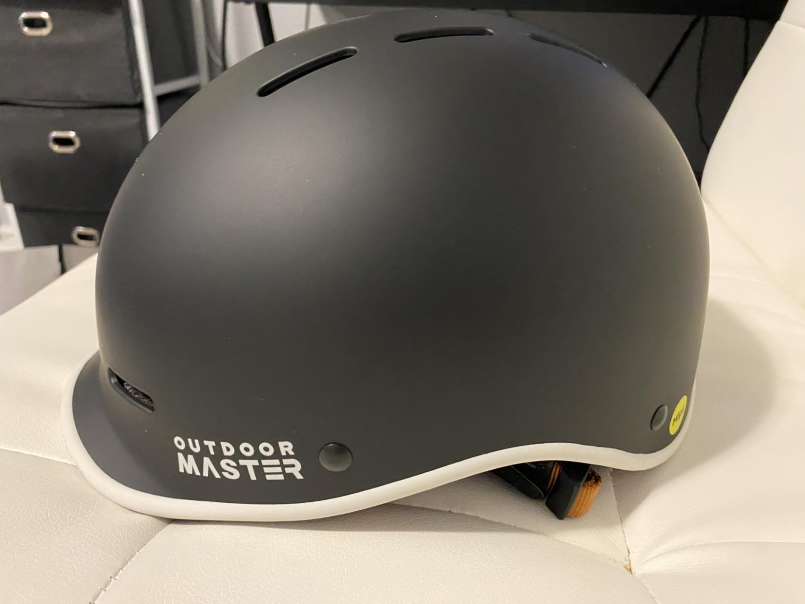 OutdoorMaster MIPS Adult Bike Helmet, Adjustable Cycling Helmet for Men & Women - Safety Certified for Bicycle Skateboard Road Bike Skating Roller Commuting Helmet customer photo 1