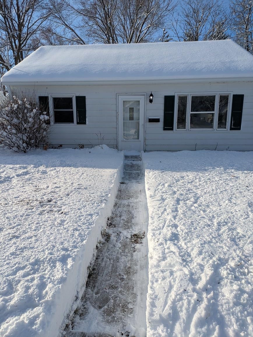 Westinghouse WSnow22 Corded Snow Blower 22 Inch, Steel Auger, Dual LED Lights, Electric Snow Blower with 25ft Throwing Distance, Plows 840lbs/min, Adjustable Chute customer photo 1