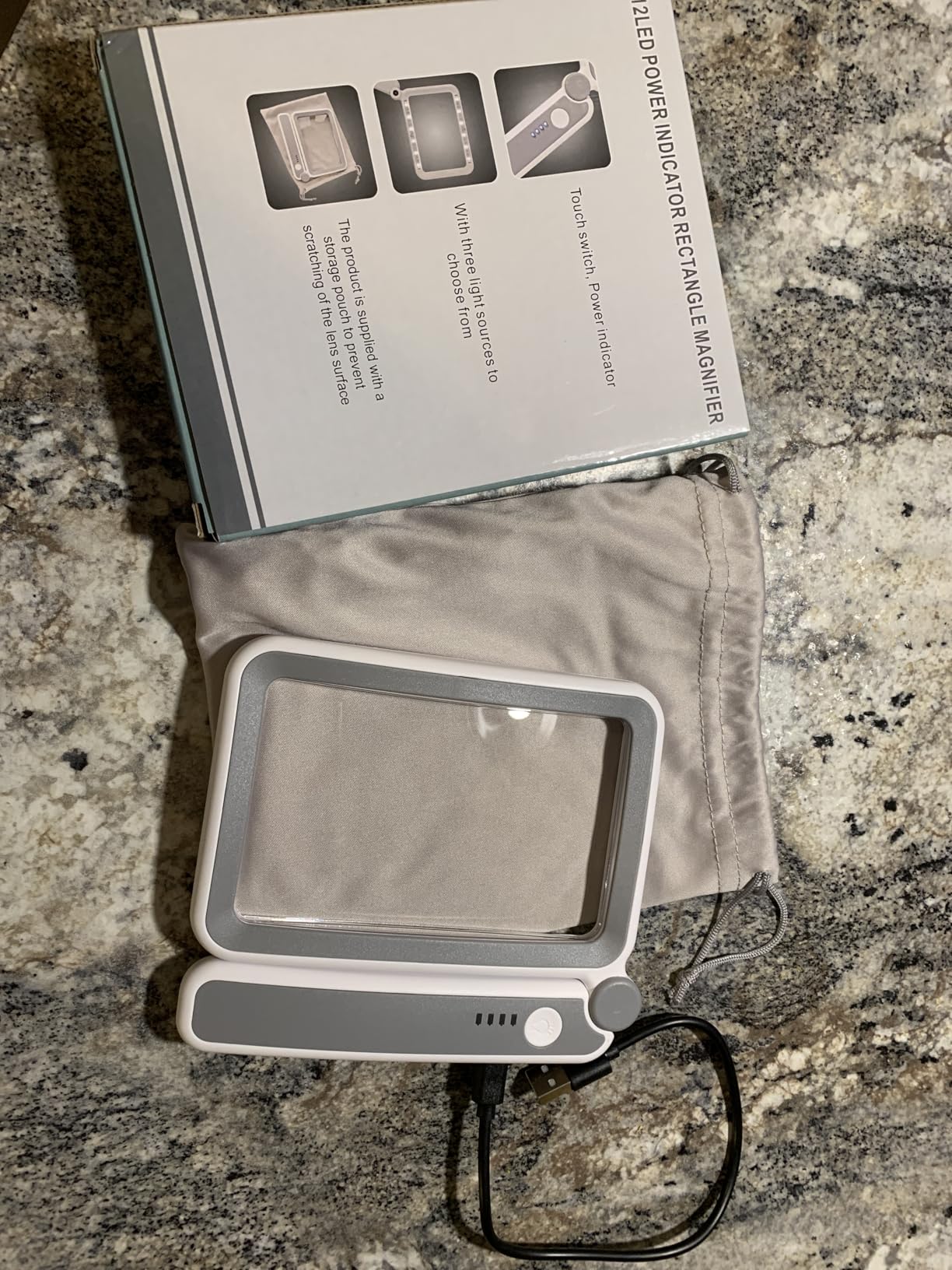 AKKYCVS Magnifying Glass with Light, Rechargeable 5X Large Page Magnifier for Reading, Folding Handheld Dimmable, LED Lighted Rectangle Magnifier for Reading Book Small Print for Seniors Low Vision customer photo 1