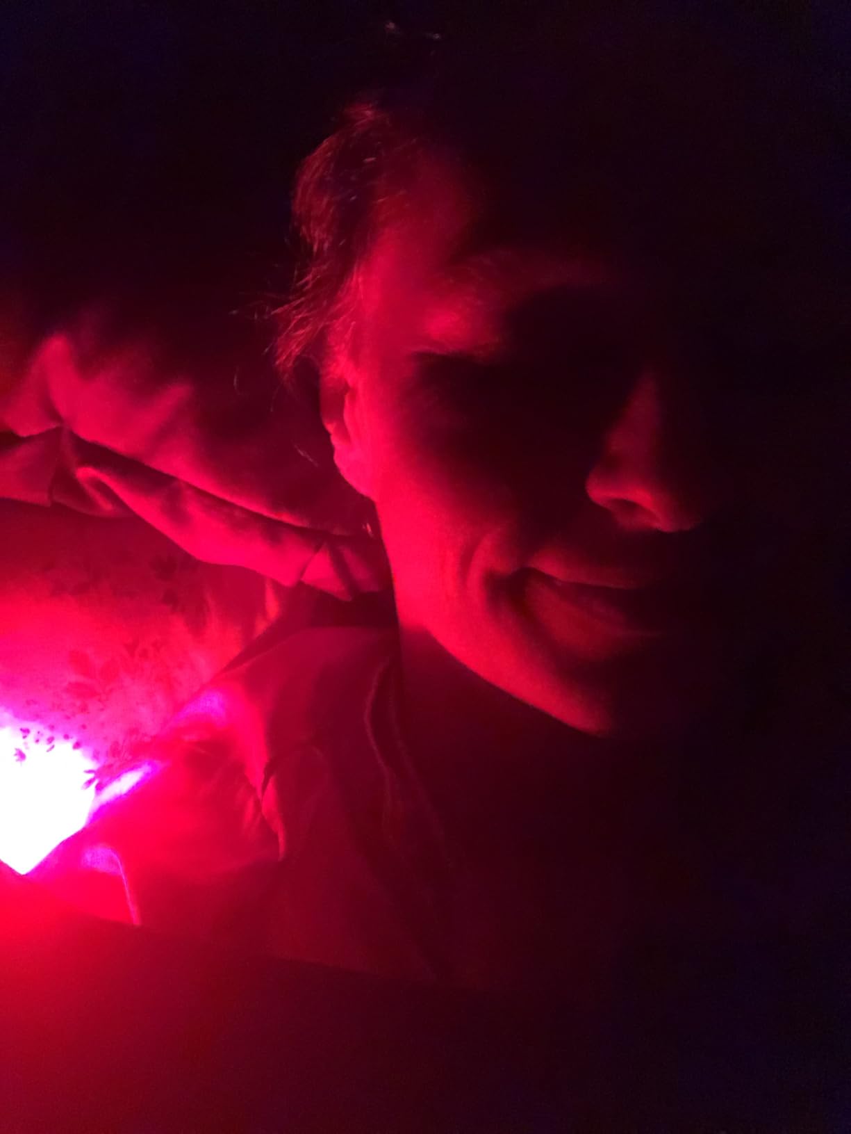 Comfytemp Red Light Belt with 126 LEDs, Wearable Red Light Wrap with Timer, 660nm & 850nm, Birthday Gifts for Men Dad Women Mom, 22W(Corded) customer photo 2