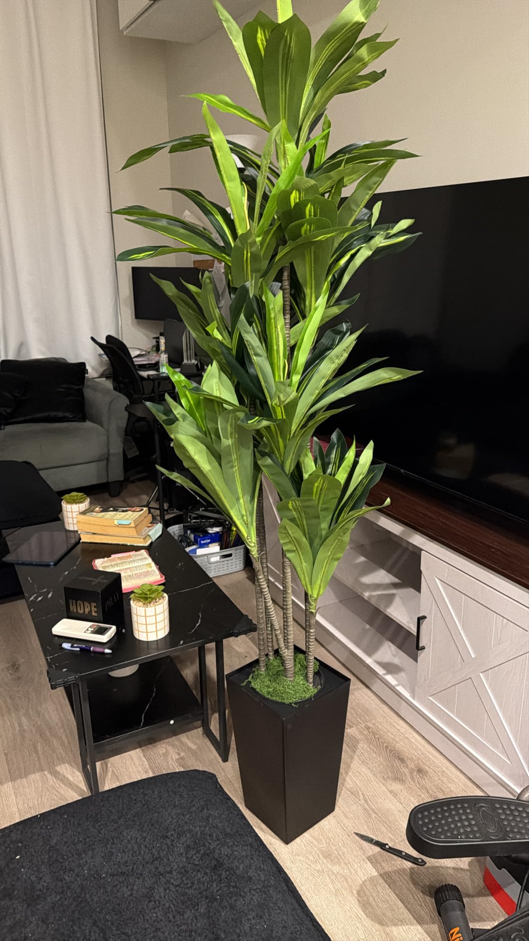 ASTIDY Artificial Plant 5FT Dracaena Fake Tree with Black Tall Planter | Faux Yucca Floor Plant in Pot, Artificial Trees Indoor for Home Office Living Room Decor customer photo 2