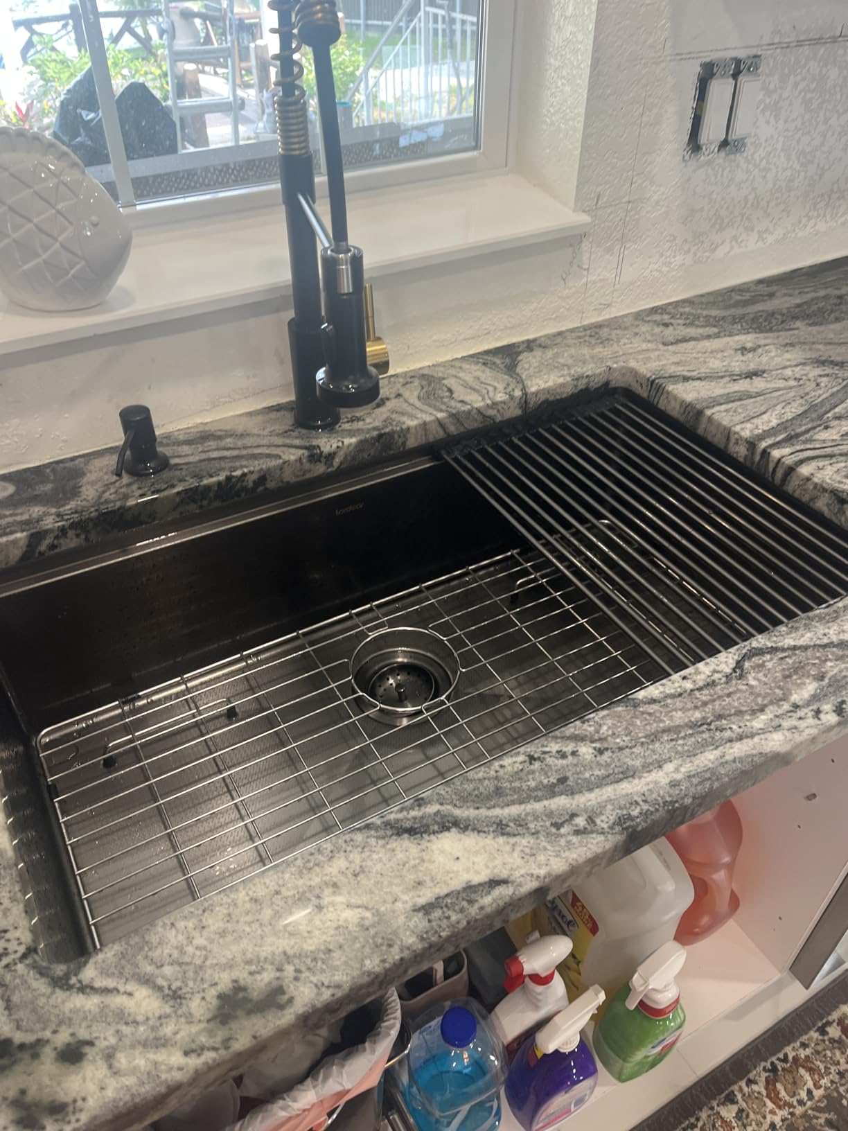 Lordear 33 Inch Undermount Kitchen Sink Workstation 33