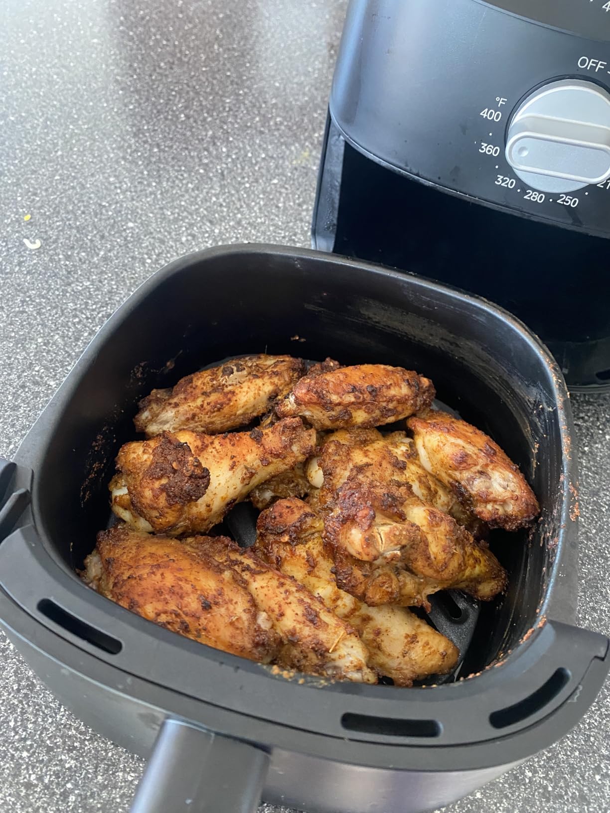 COMFEE' Compact 2.1-Quart Mini Air Fryer for Small Kitchens, Black customer photo 1