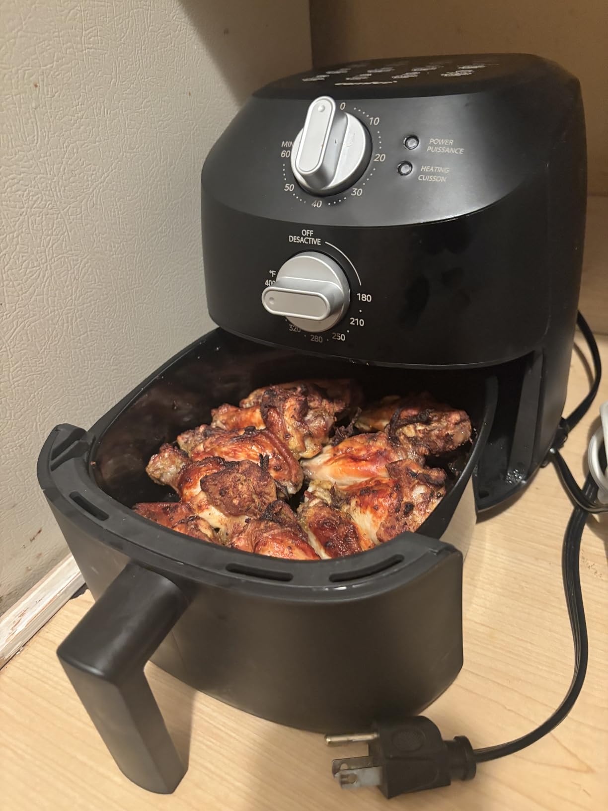COMFEE' Compact 2.1-Quart Mini Air Fryer for Small Kitchens, Black customer photo 2
