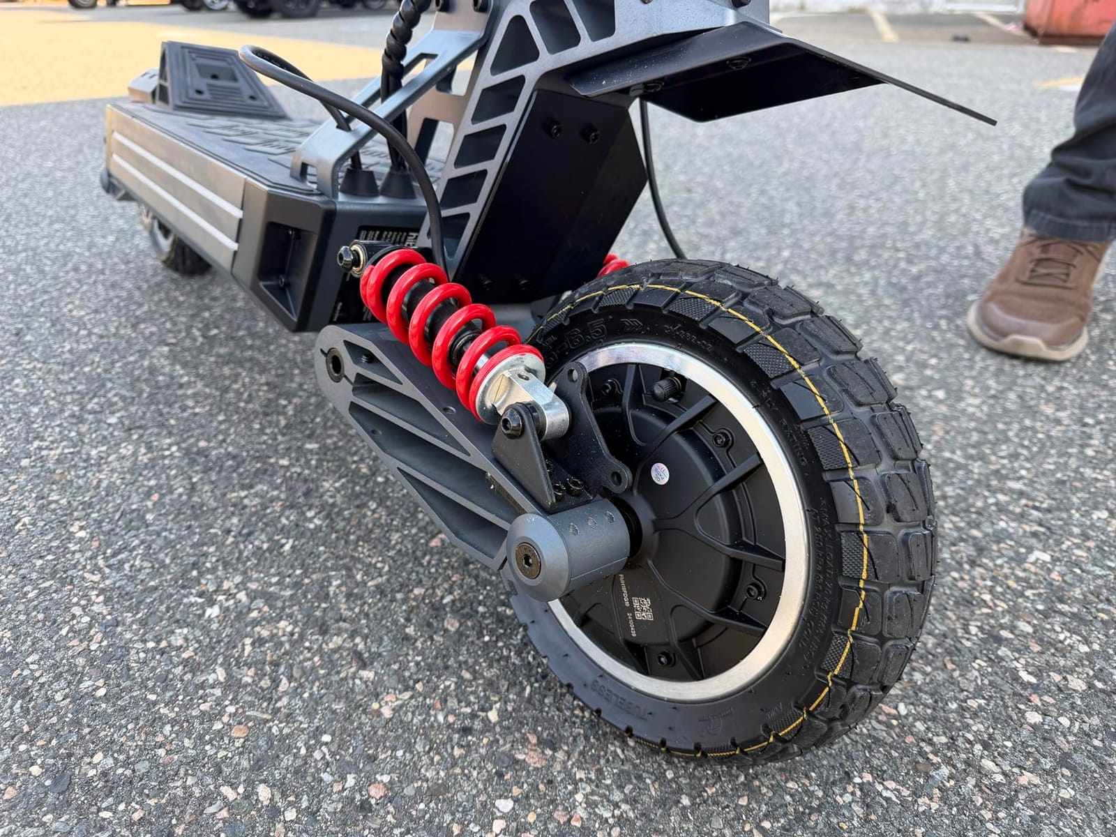 Hiboy Titan Electric Scooter, 1200W Motor, Long Range | Up to 46 miles range, 25 MPH speed, 10